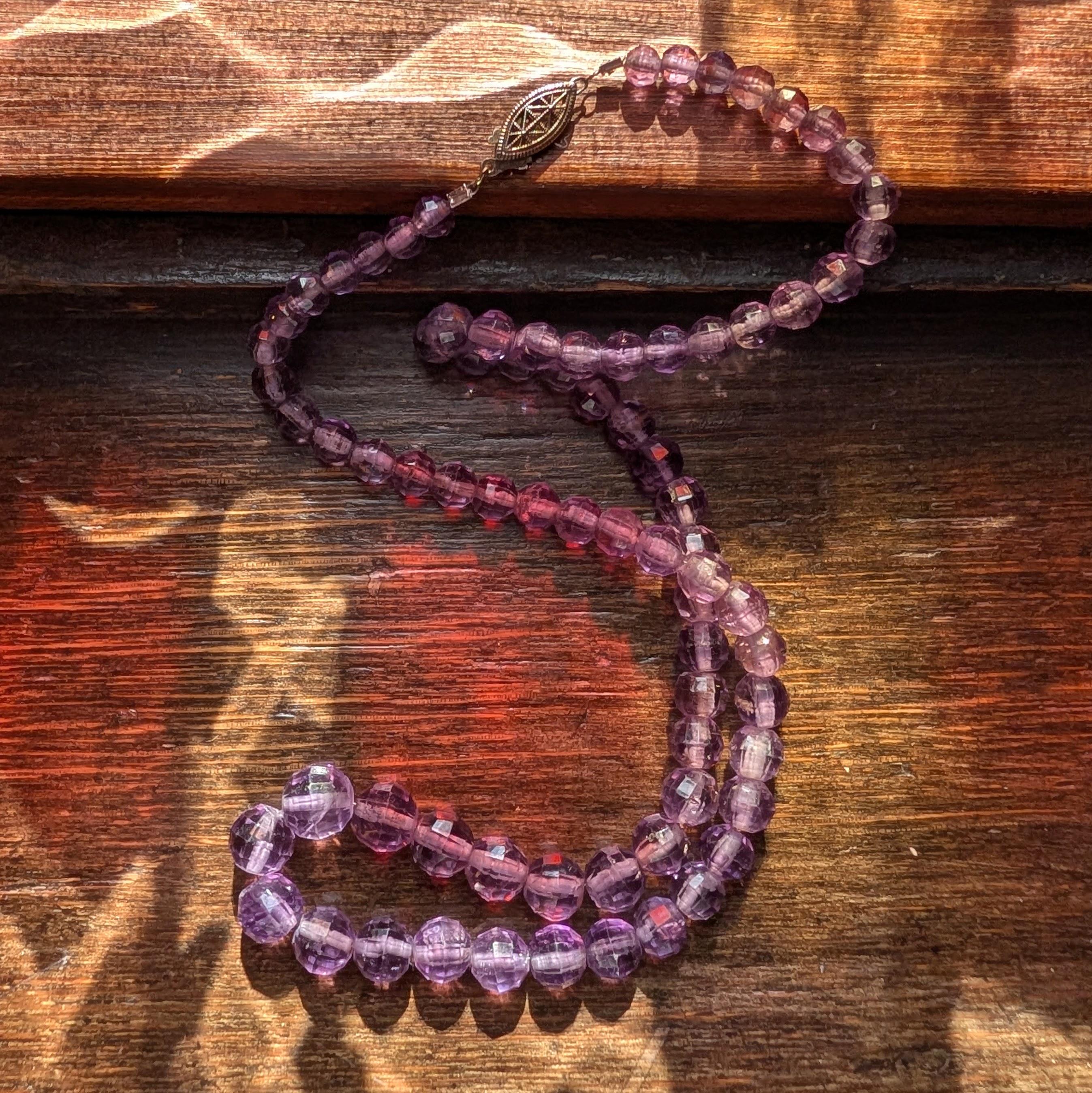 Collana di ametista sfaccettata in stile Art Déco, 1920 ca. in vendita 5