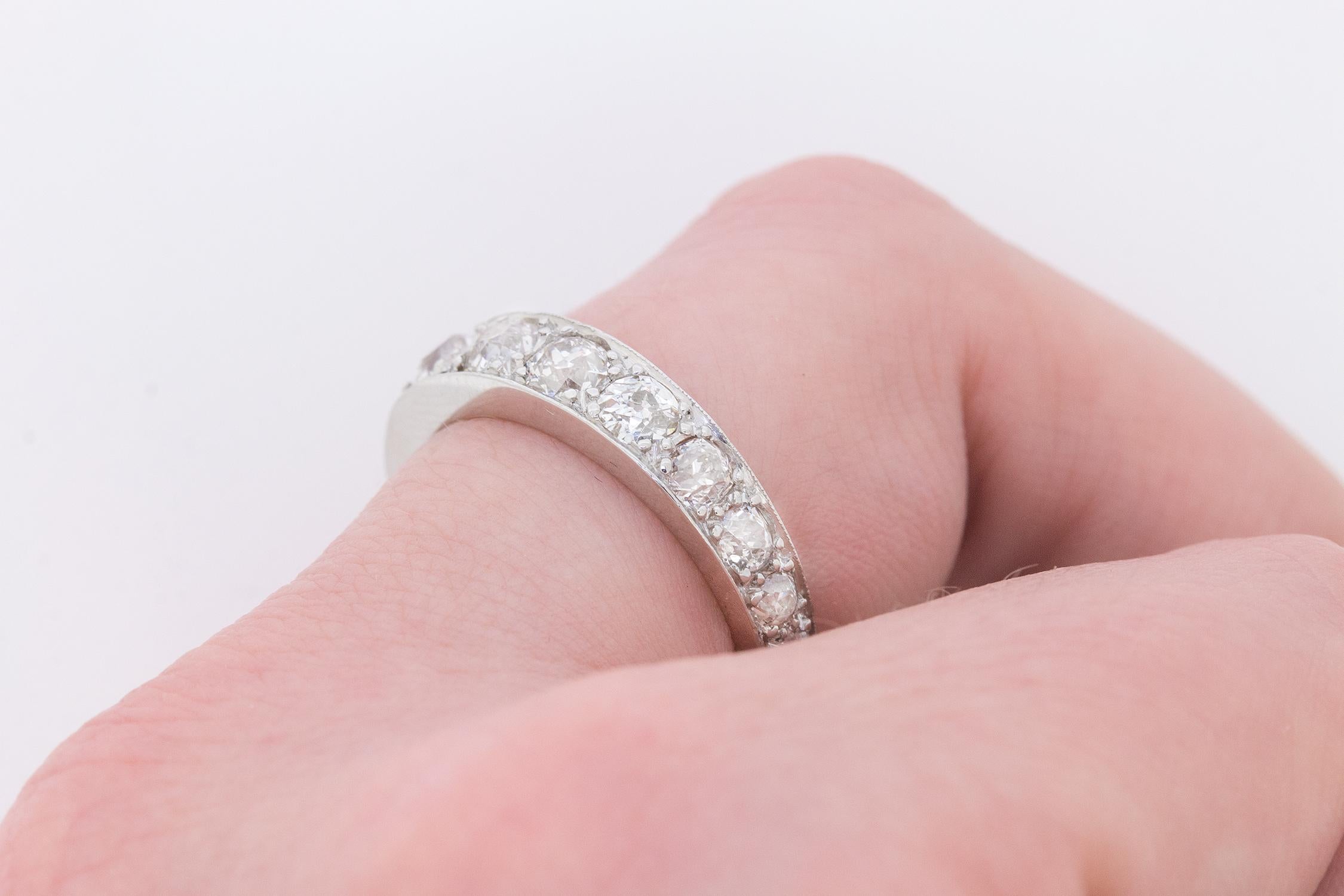 Art Deco Graduated Full Diamond Eternity Ring, circa 1920s 1