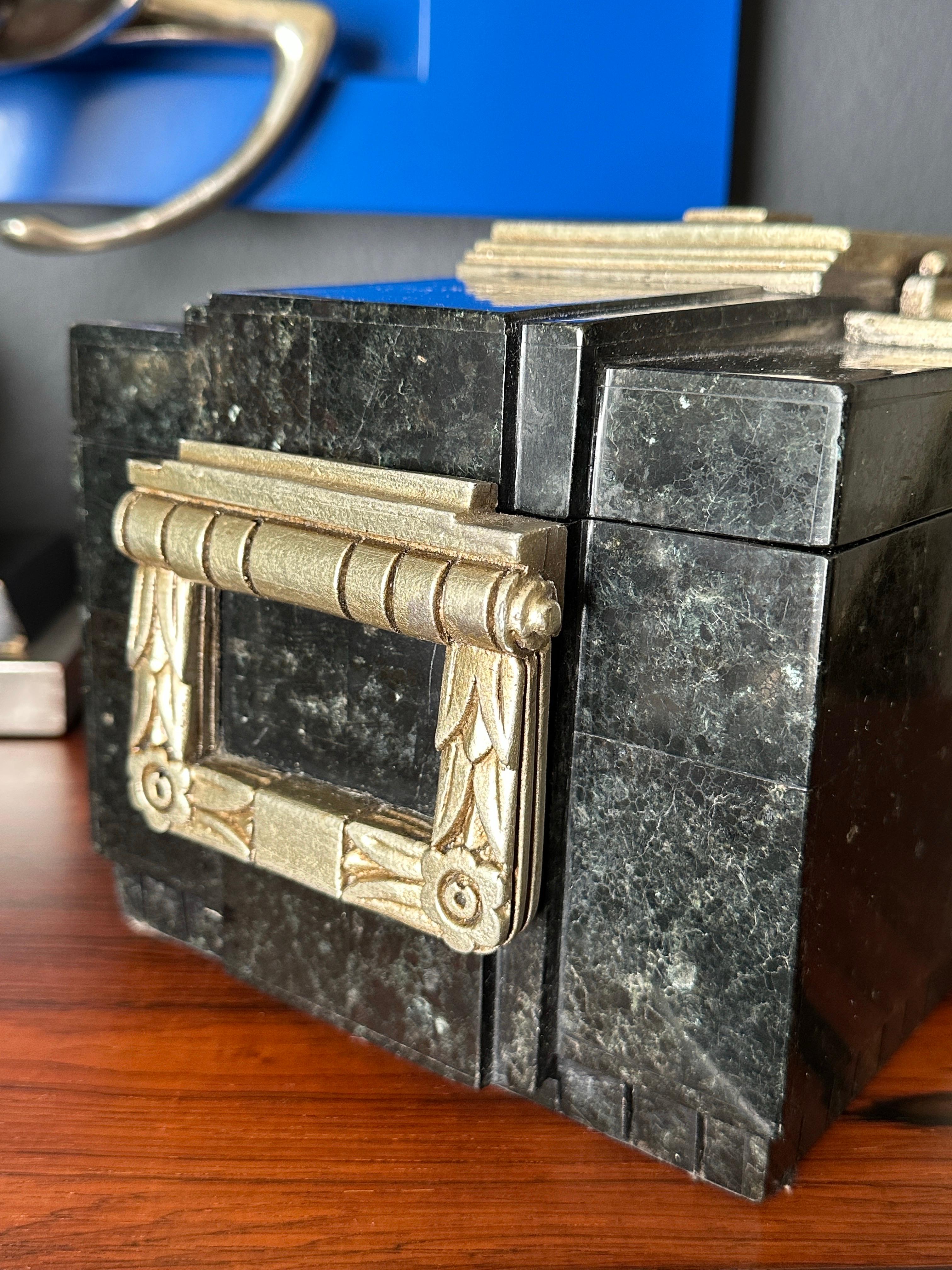 Joyero Art Decó de granito en venta 1
