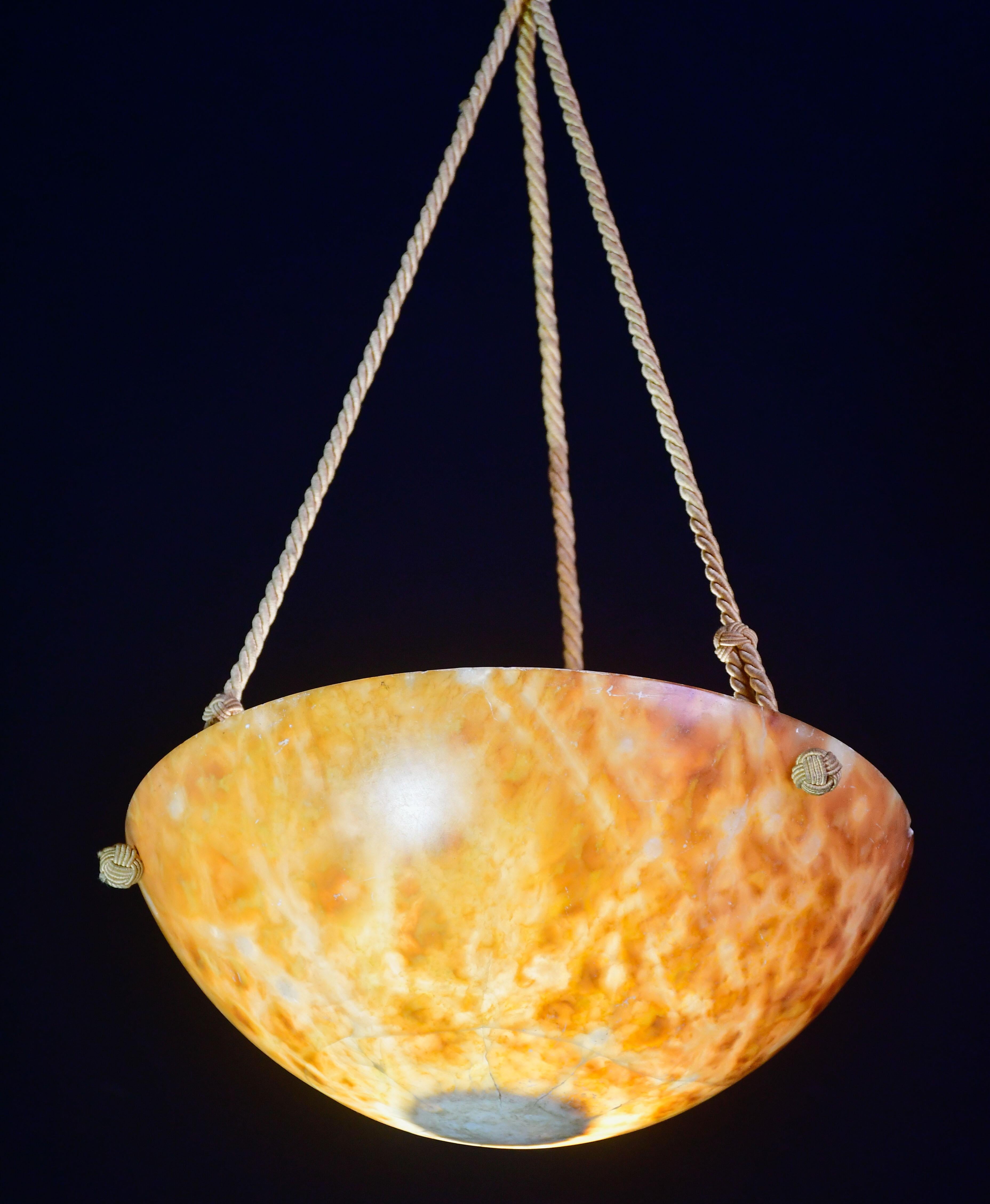 Art Decò Grand Design Lustre en albâtre brun, années 1940 en vente 5