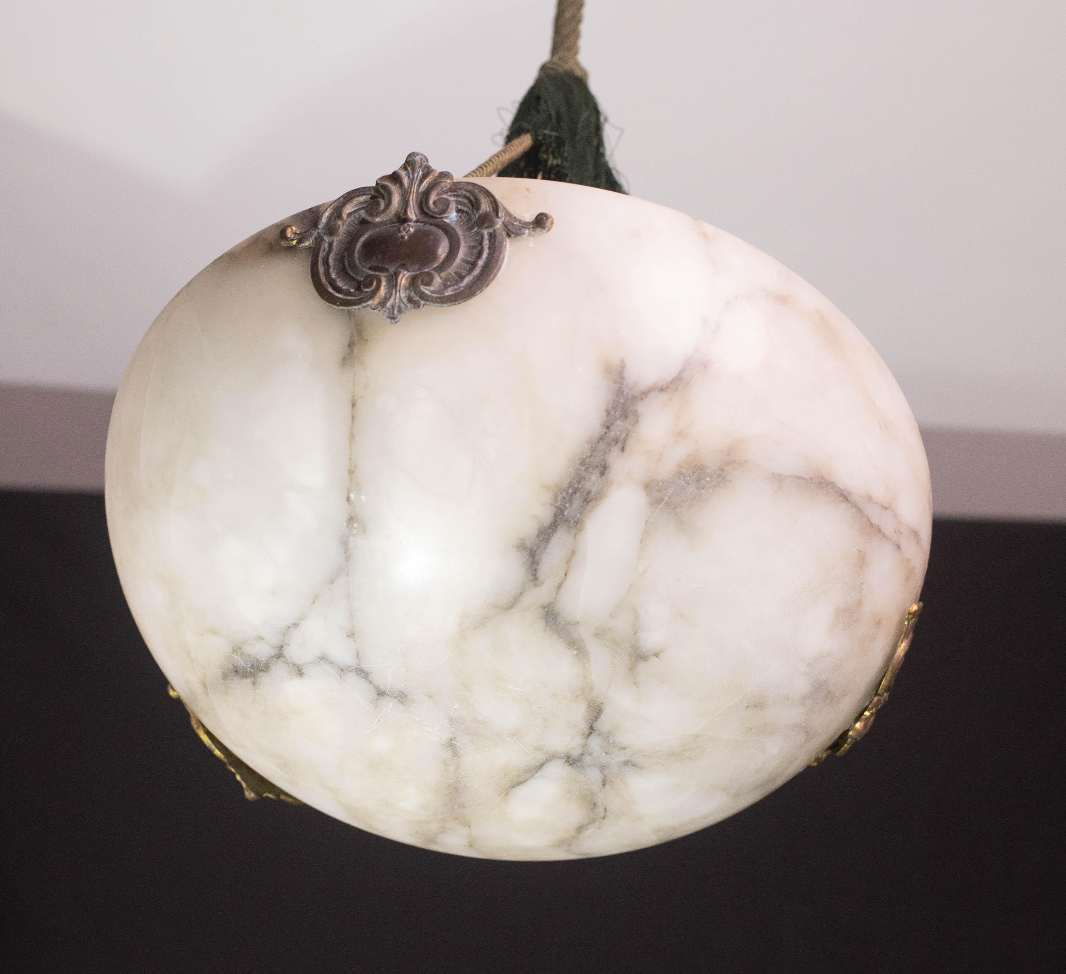 Lampadario Albaster bianco di grande design Art Deco, anni '40 in vendita 10