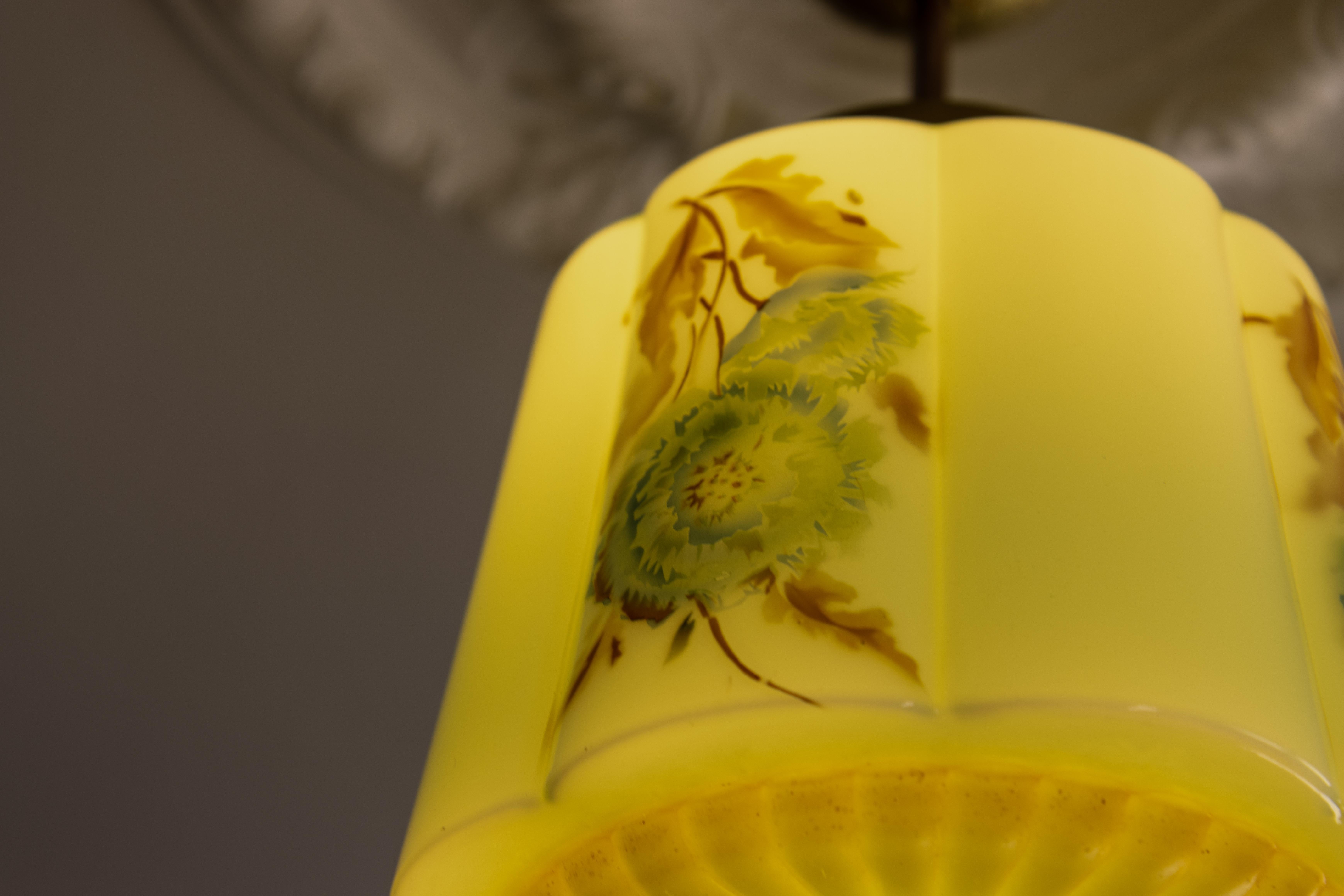 Art Deco Green and Brown Glass Floral Design Pendant Light, Germany, 1930s For Sale 2