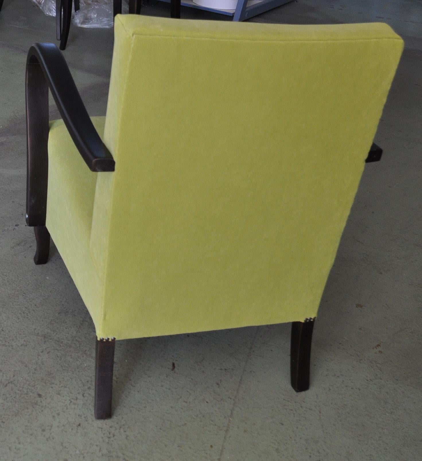 Art Deco green armchair, circa 1920s.
Restored and re-upholstered.
They are period 1920s to 1930s Art Deco chairs, they are not reproduction or 'in the style of', these are the real thing!
Re-upholstered, the fabric of the trim is
