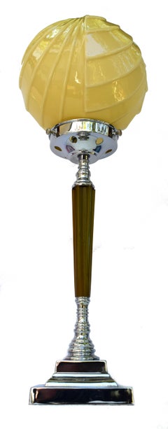 Art Deco Green Catalin Bakelite and Chrome Table Lamp, circa 1930s