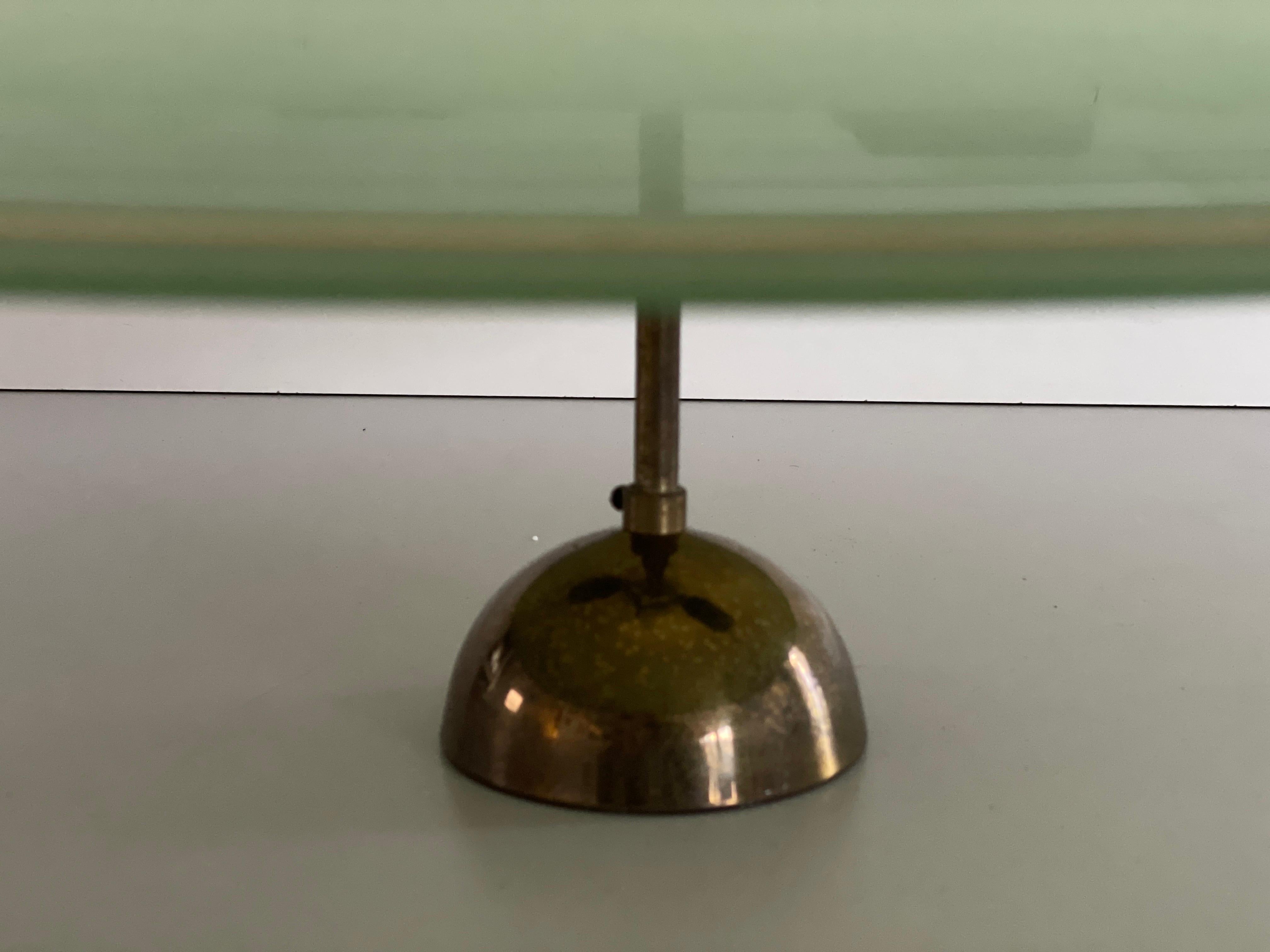 Lampada da soffitto in vetro verde Art Deco, anni '1940, Germania in vendita 4