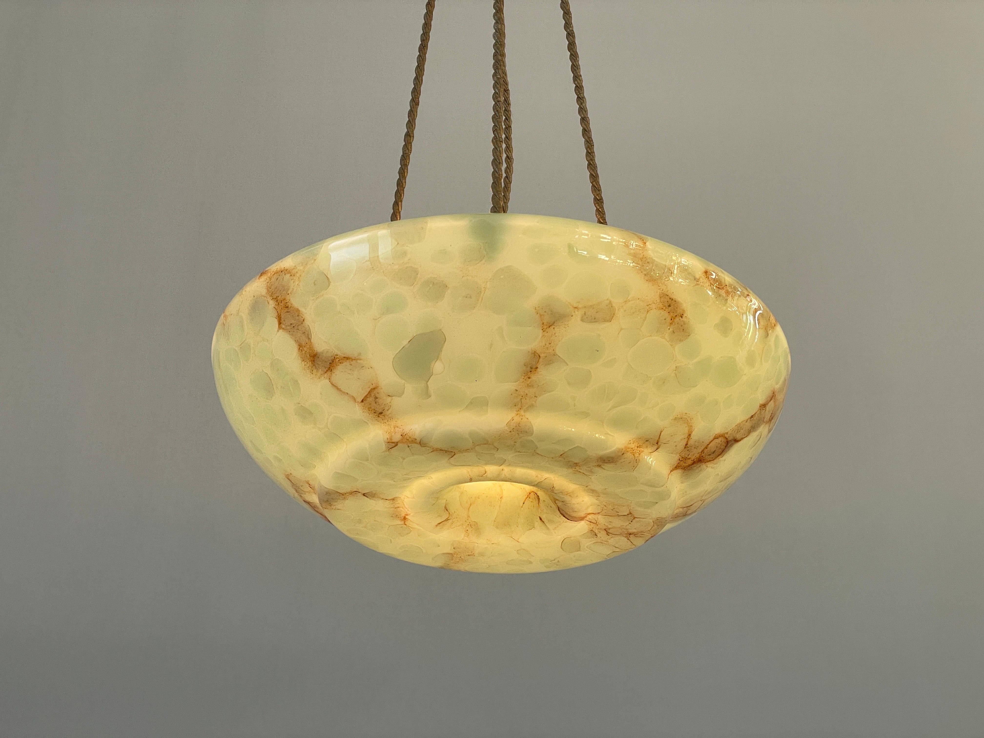 Art Deco Green Glass Ceiling Lamp, 1940s, Germany en vente 5