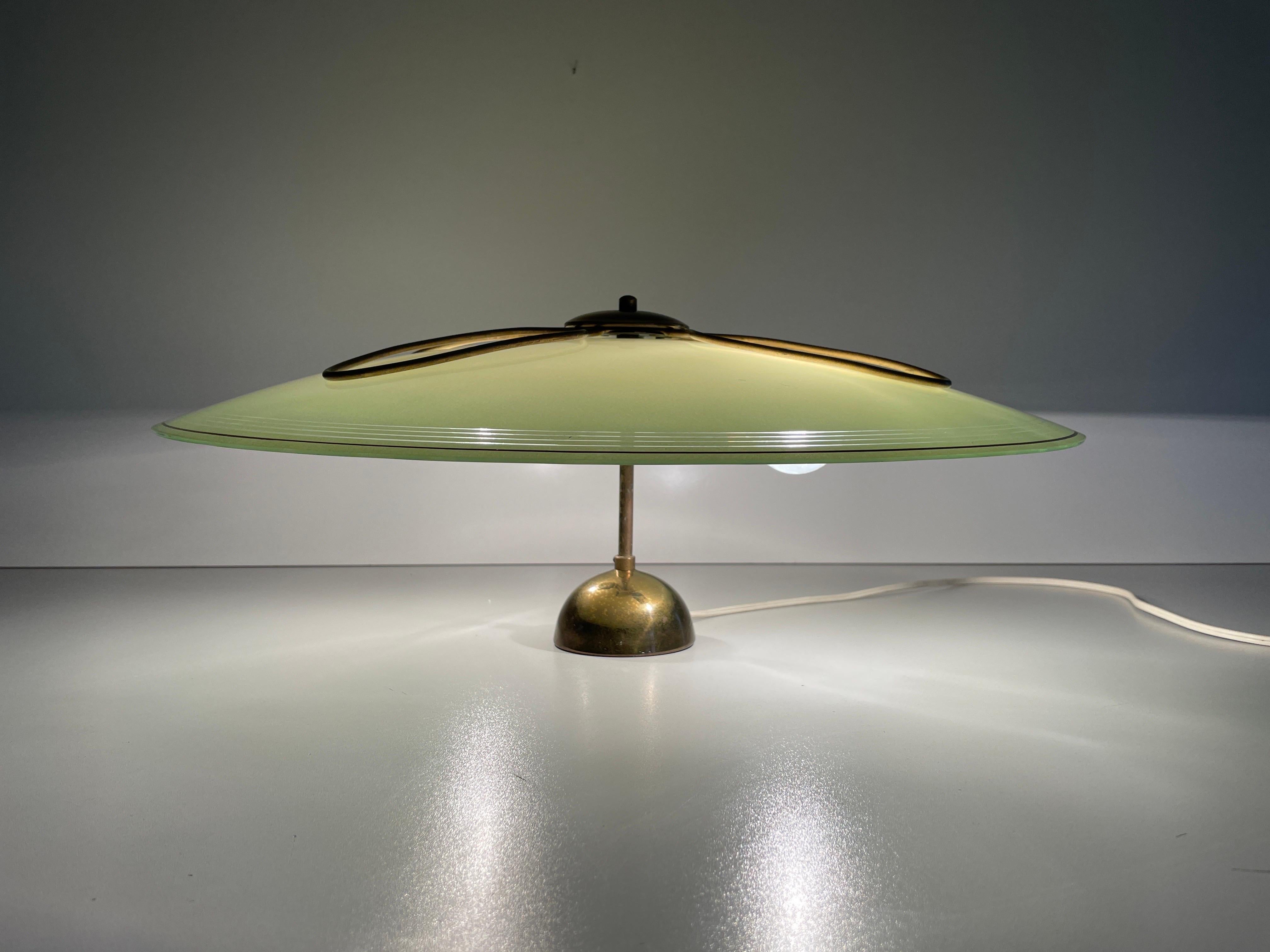 Lampada da soffitto in vetro verde Art Deco, anni '1940, Germania in vendita 10