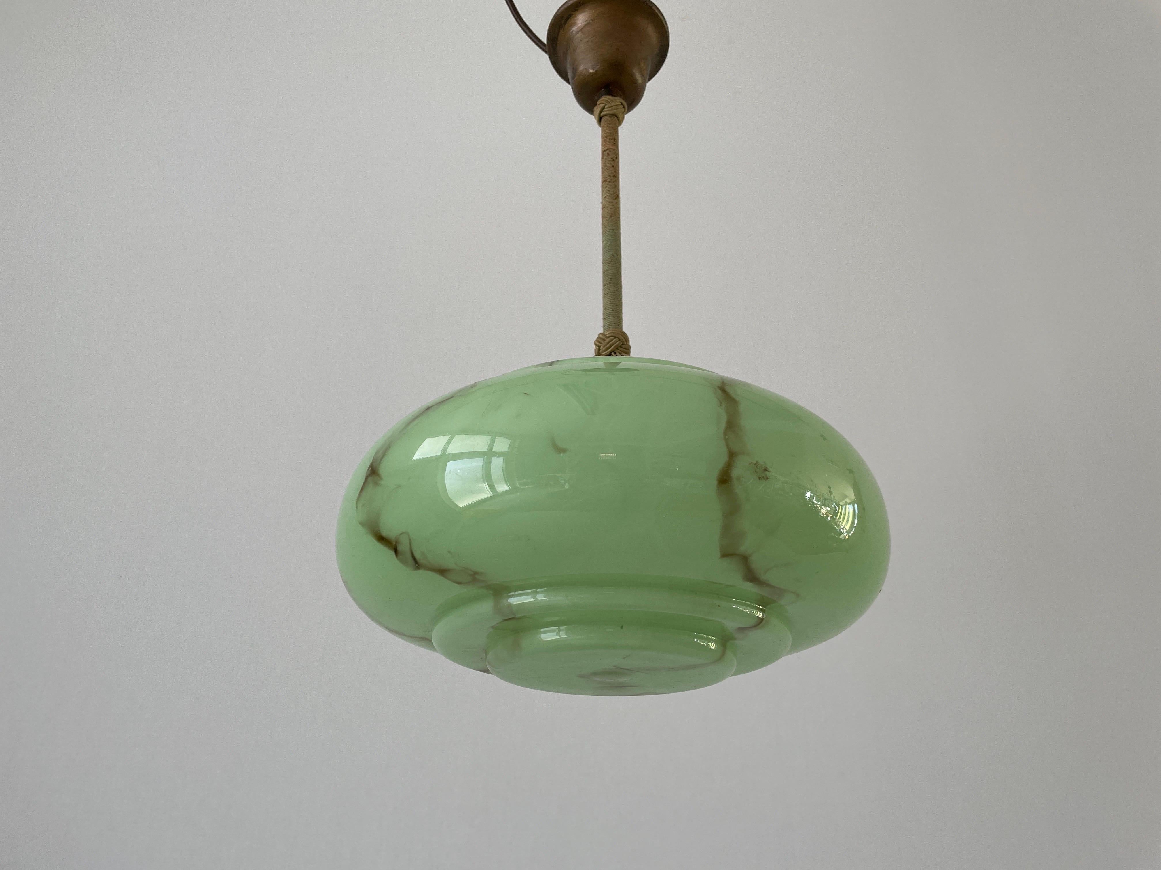 Art Déco Lampada da soffitto in vetro verde Art Deco, anni '1940, Germania in vendita