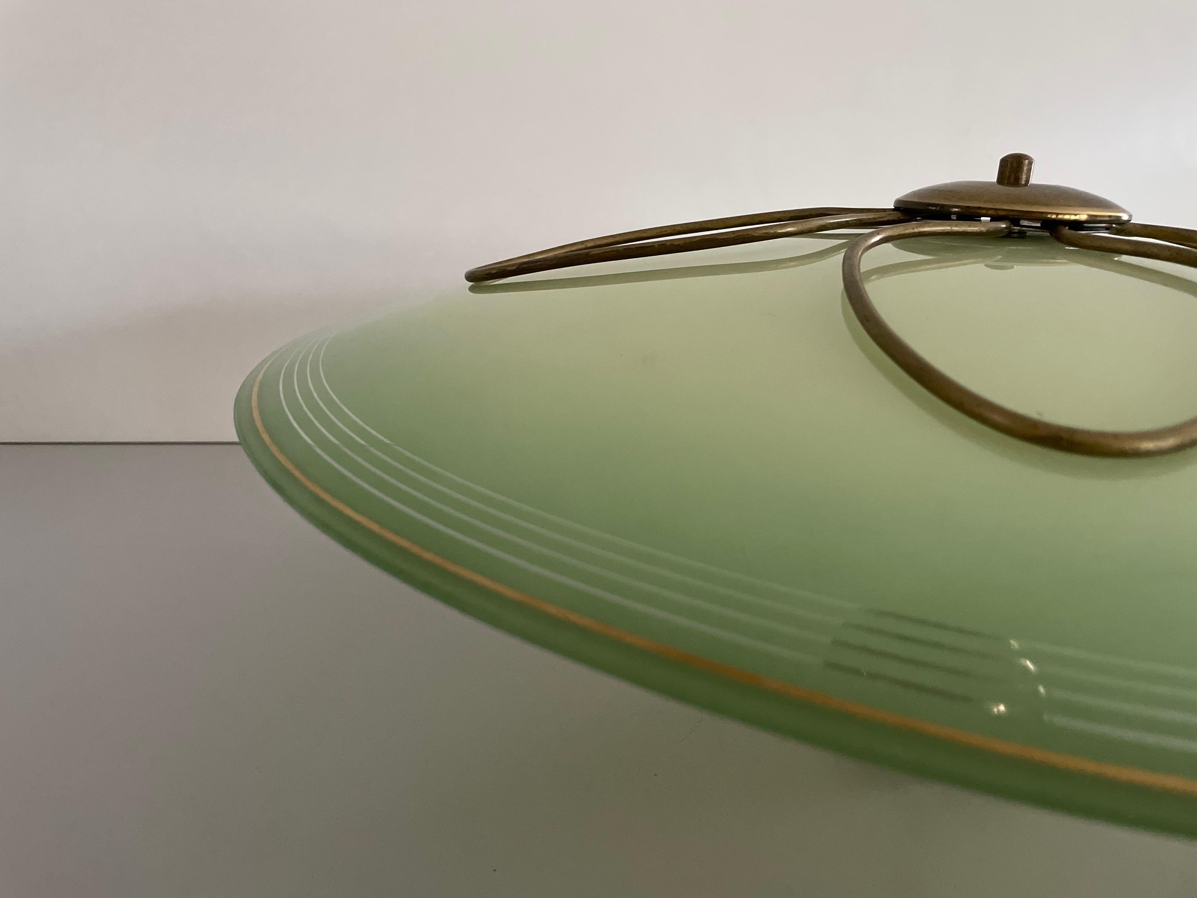 Lampada da soffitto in vetro verde Art Deco, anni '1940, Germania in vendita 2