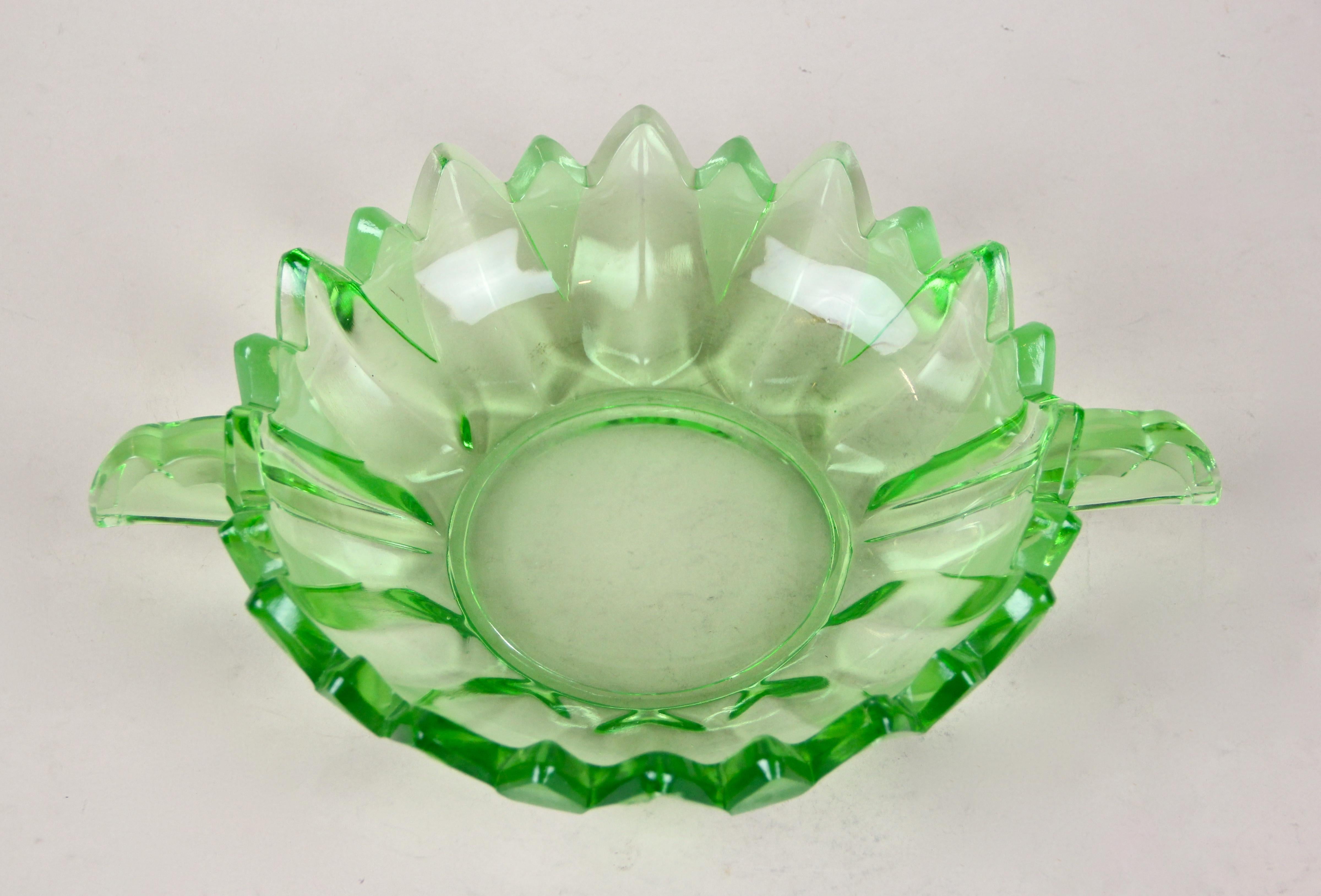 Art Deco Green Glass Bowl, Austria, circa 1930 1