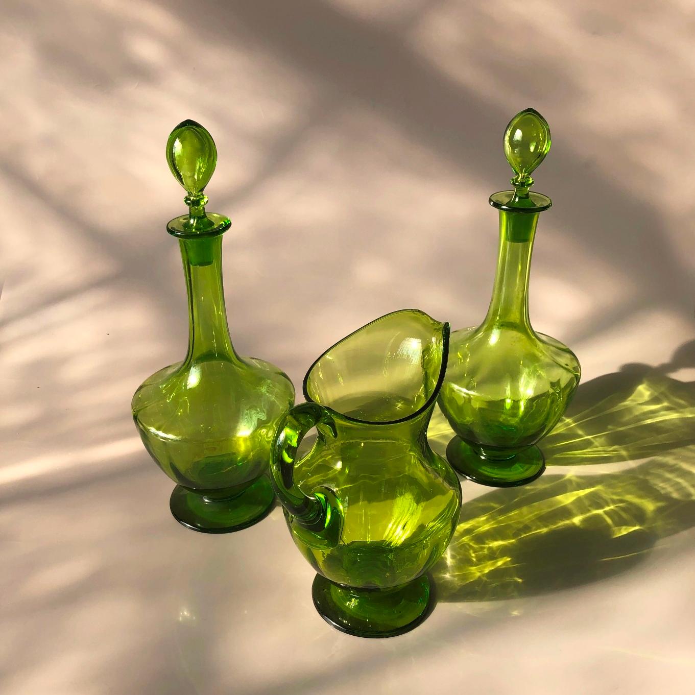 Fait main The Artful Green Glass Set, Autriche, années 1920 en vente