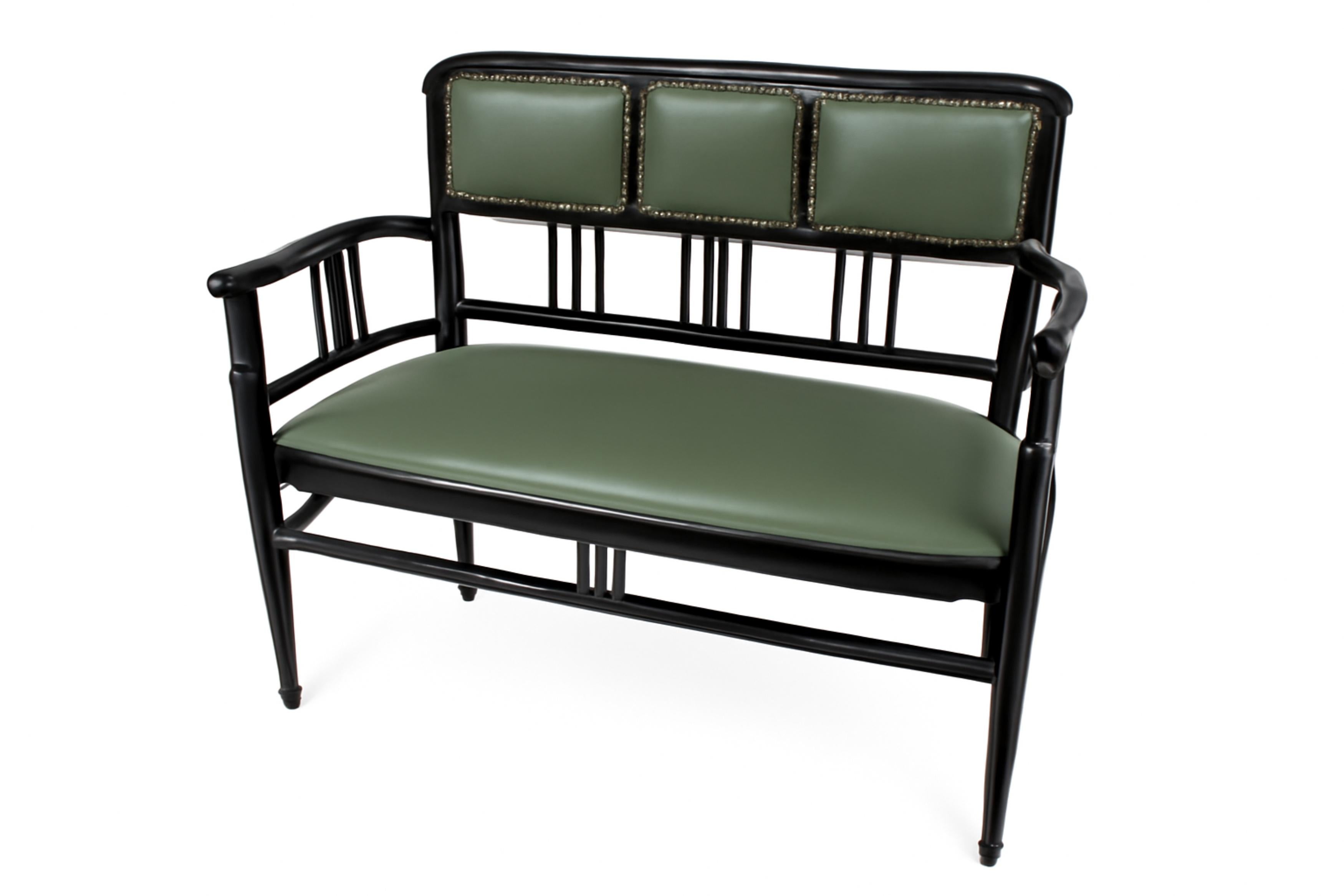 Portoghese Canape Art déco in pelle verde e lacca nera, anni '40 in vendita