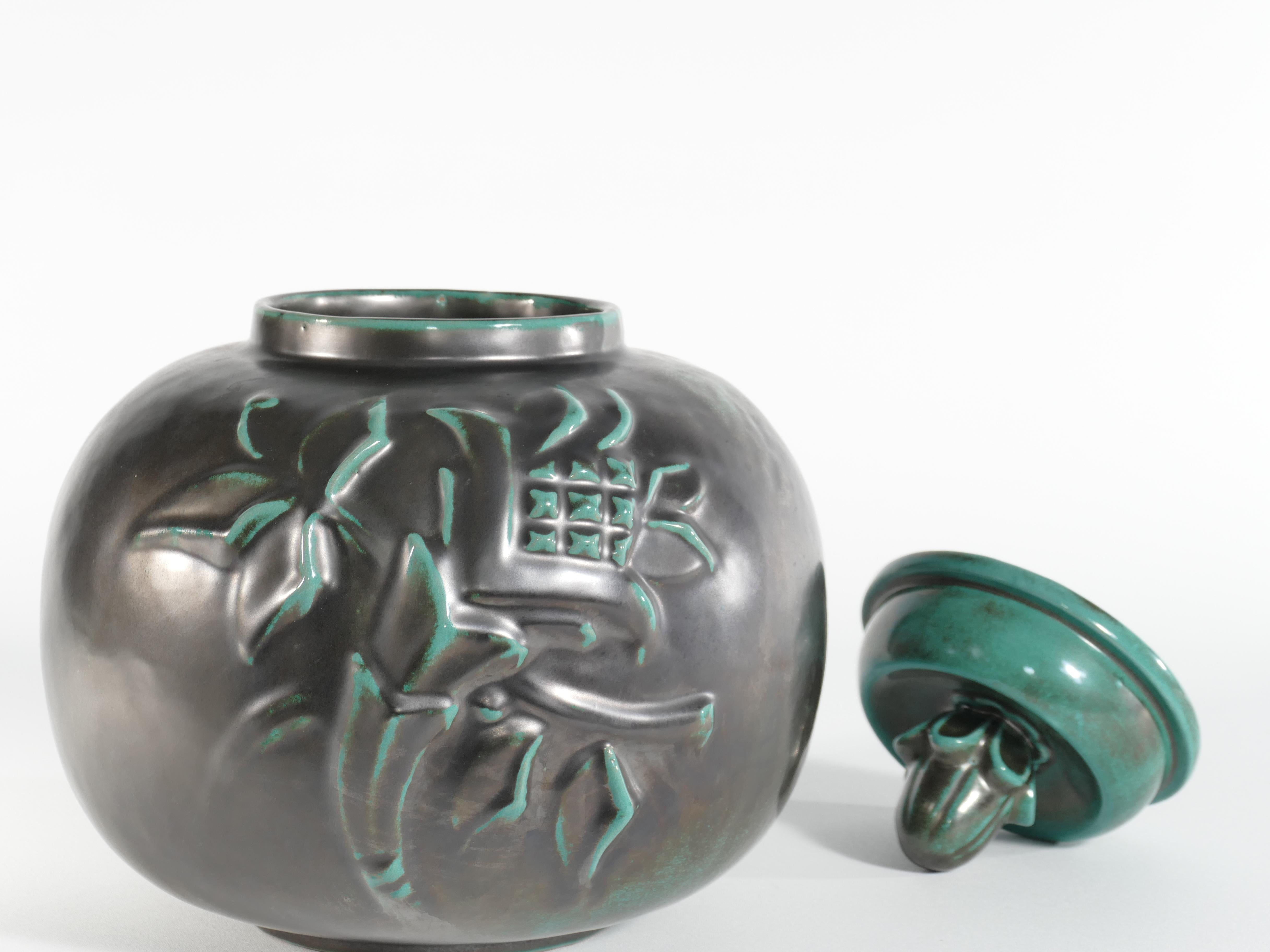 Poterie Grand pot à couvercle vert Art Déco d'Anna-Lisa Thomson pour Upsala-Ekeby, années 1930 en vente