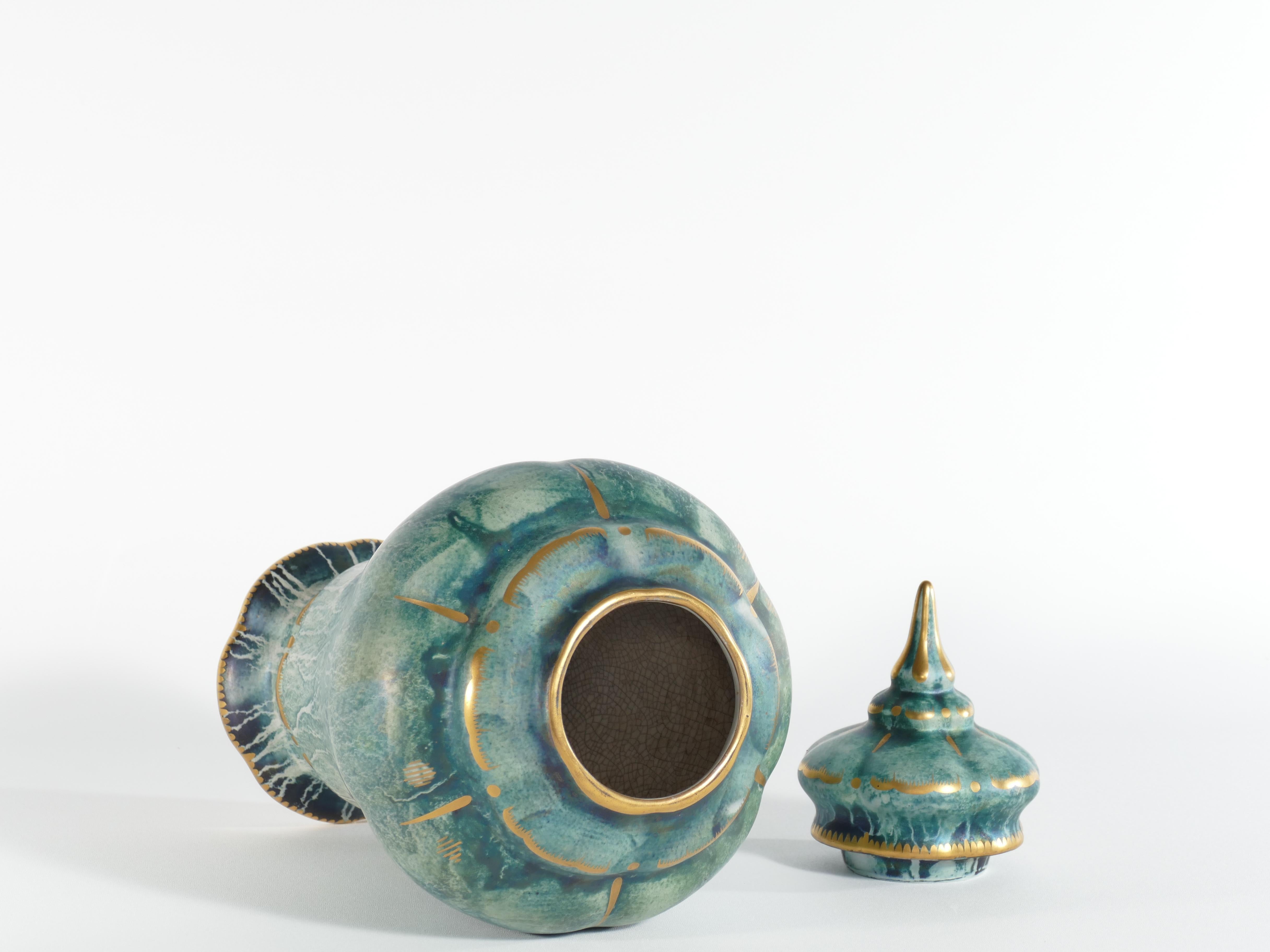 Grüne Art-Déco-Vase mit Lüsterglasur und Deckel von Josef Ekberg Gustavsberg, 1920er Jahre im Angebot 3