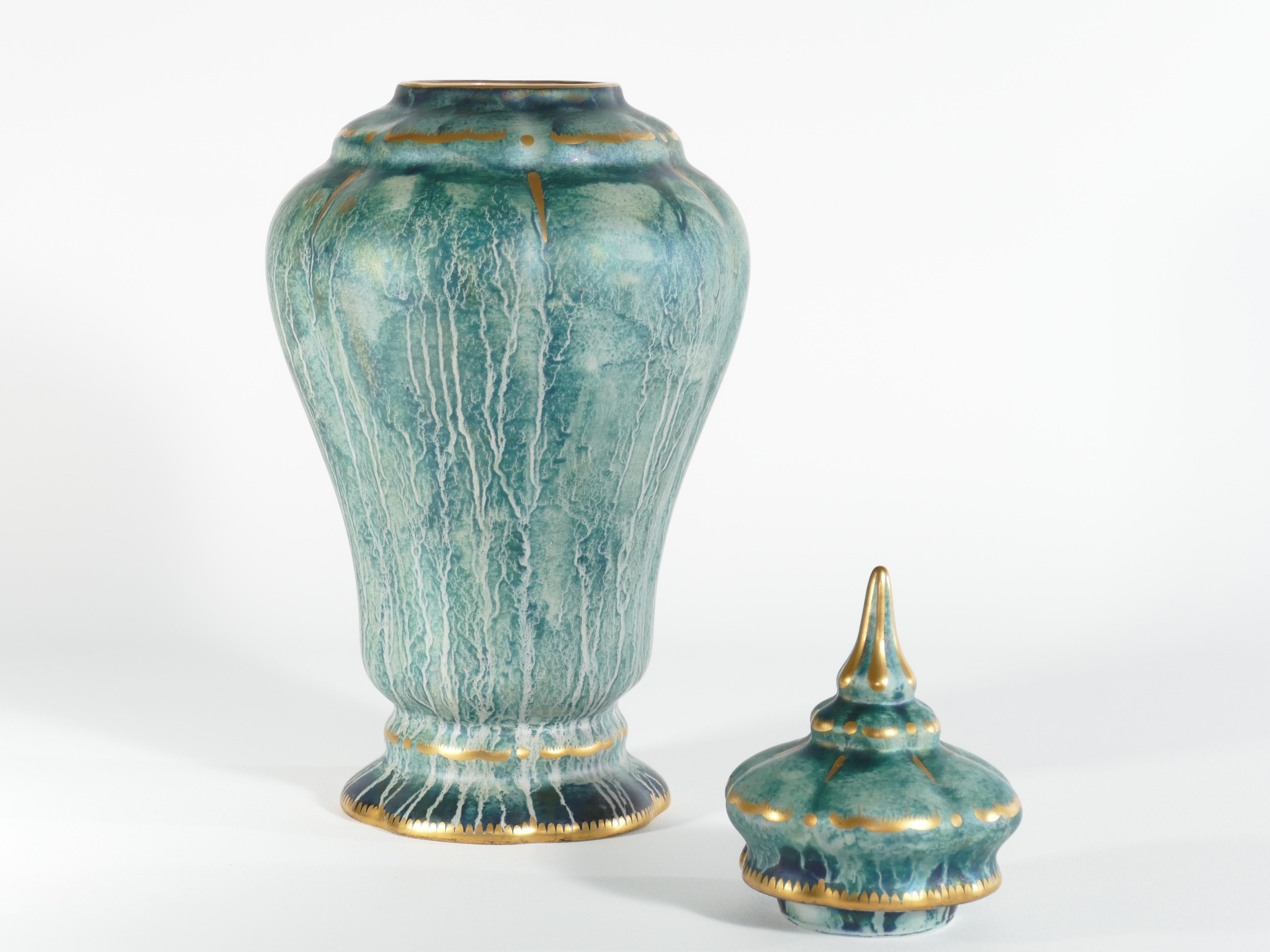 Grüne Art-Déco-Vase mit Lüsterglasur und Deckel von Josef Ekberg Gustavsberg, 1920er Jahre im Angebot 8