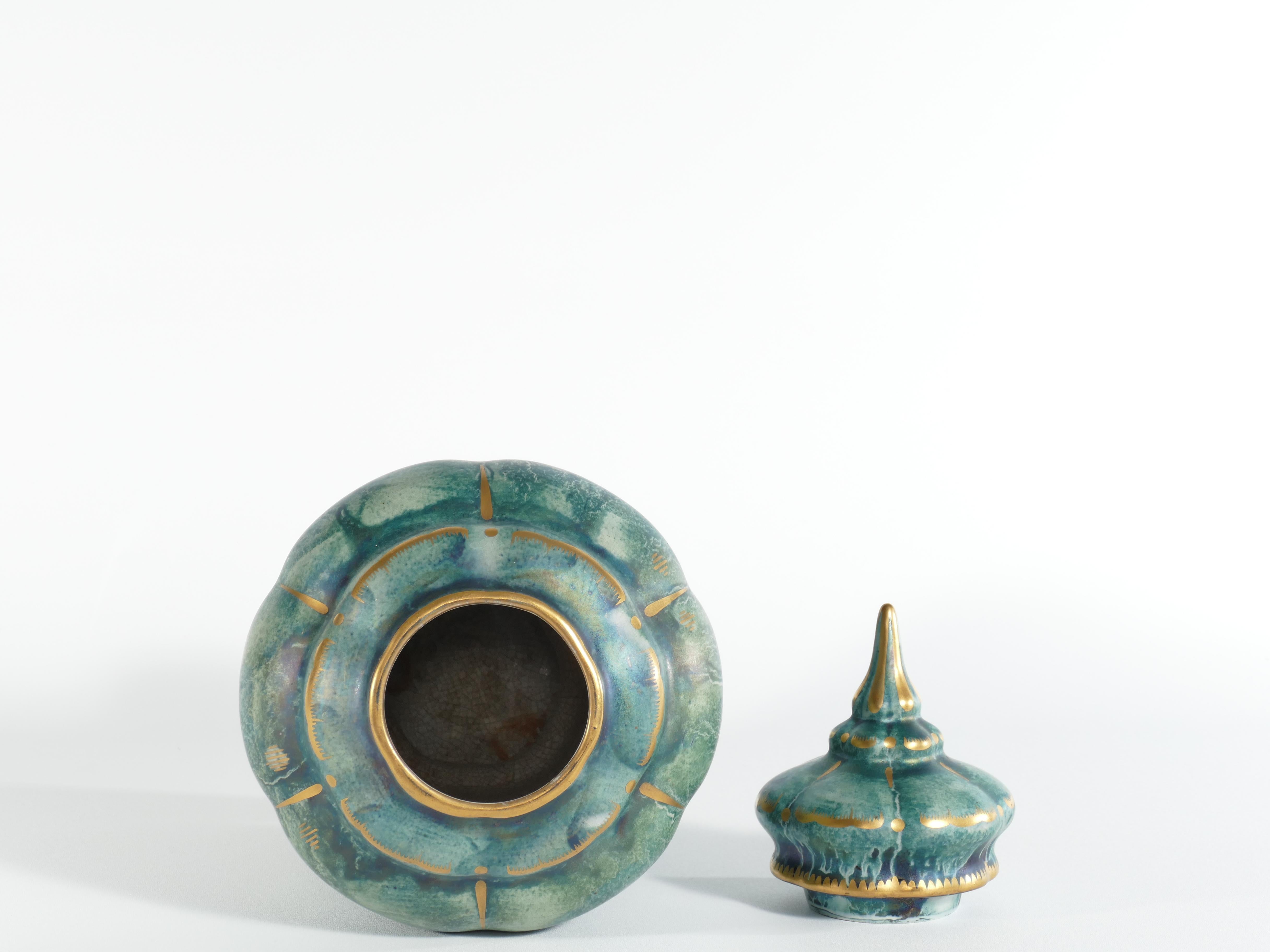Grüne Art-Déco-Vase mit Lüsterglasur und Deckel von Josef Ekberg Gustavsberg, 1920er Jahre im Angebot 1