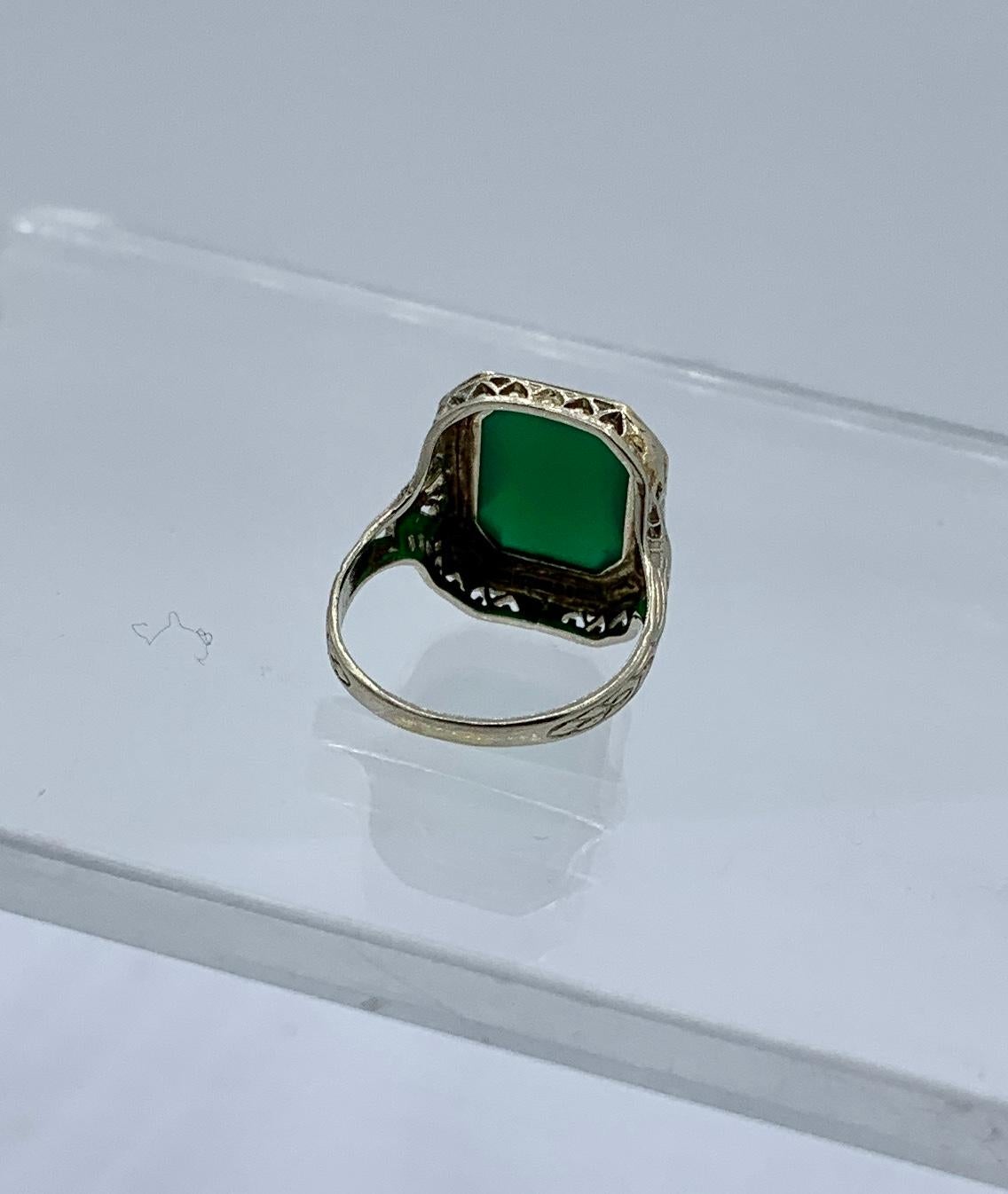 Art Deco Green Onyx Enamel Ring Antique 14 Karat White Gold Filigree For Sale 4