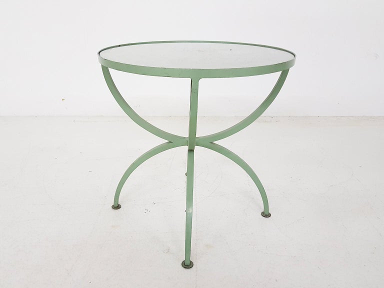 Art Deco Green Round Metal and Glass Side Table, France, 1930s In Good Condition For Sale In Amsterdam, NL