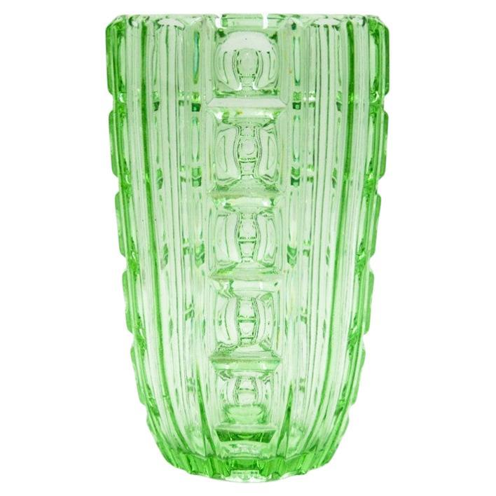 Art Deco Green Uranium Glass Vase, S. Reich CMS Krasno, Czechoslovakia, 1930s