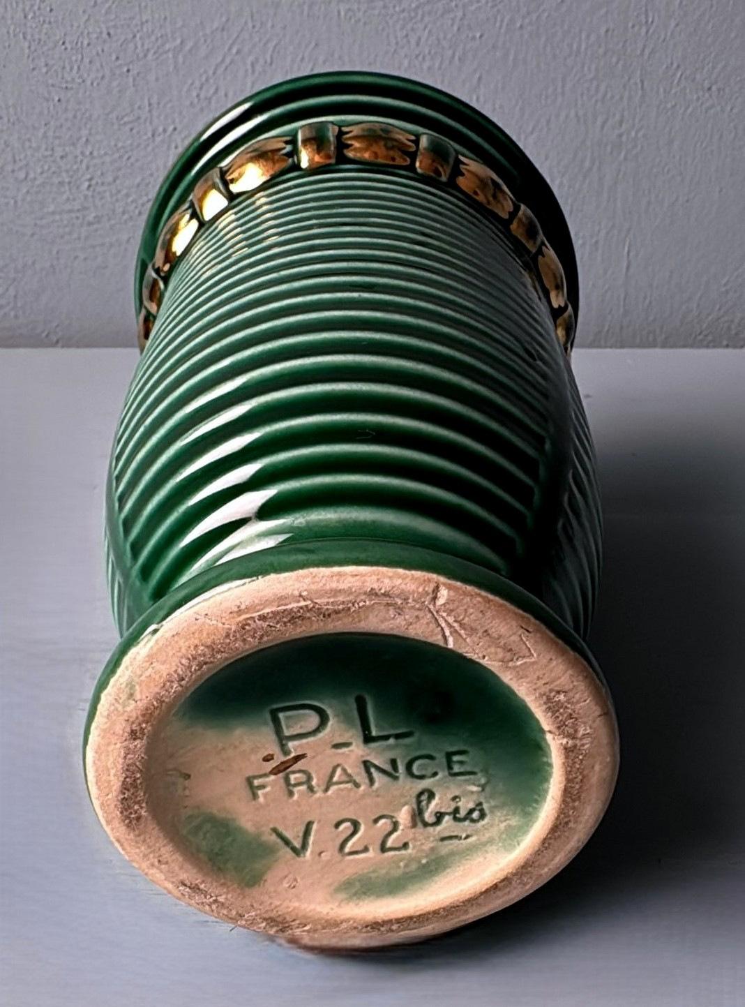 Vaso Greene & Greene, Ceramica Barbotine, Poët-Laval (Francia) in vendita 10
