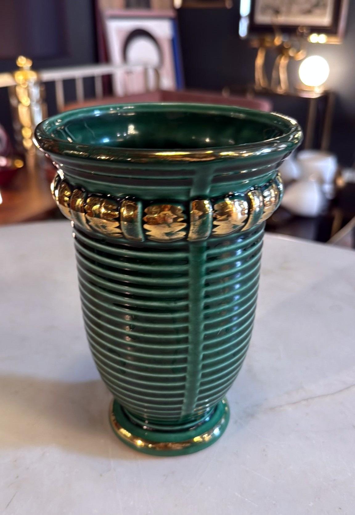 Vaso Greene & Greene, Ceramica Barbotine, Poët-Laval (Francia) in vendita 11