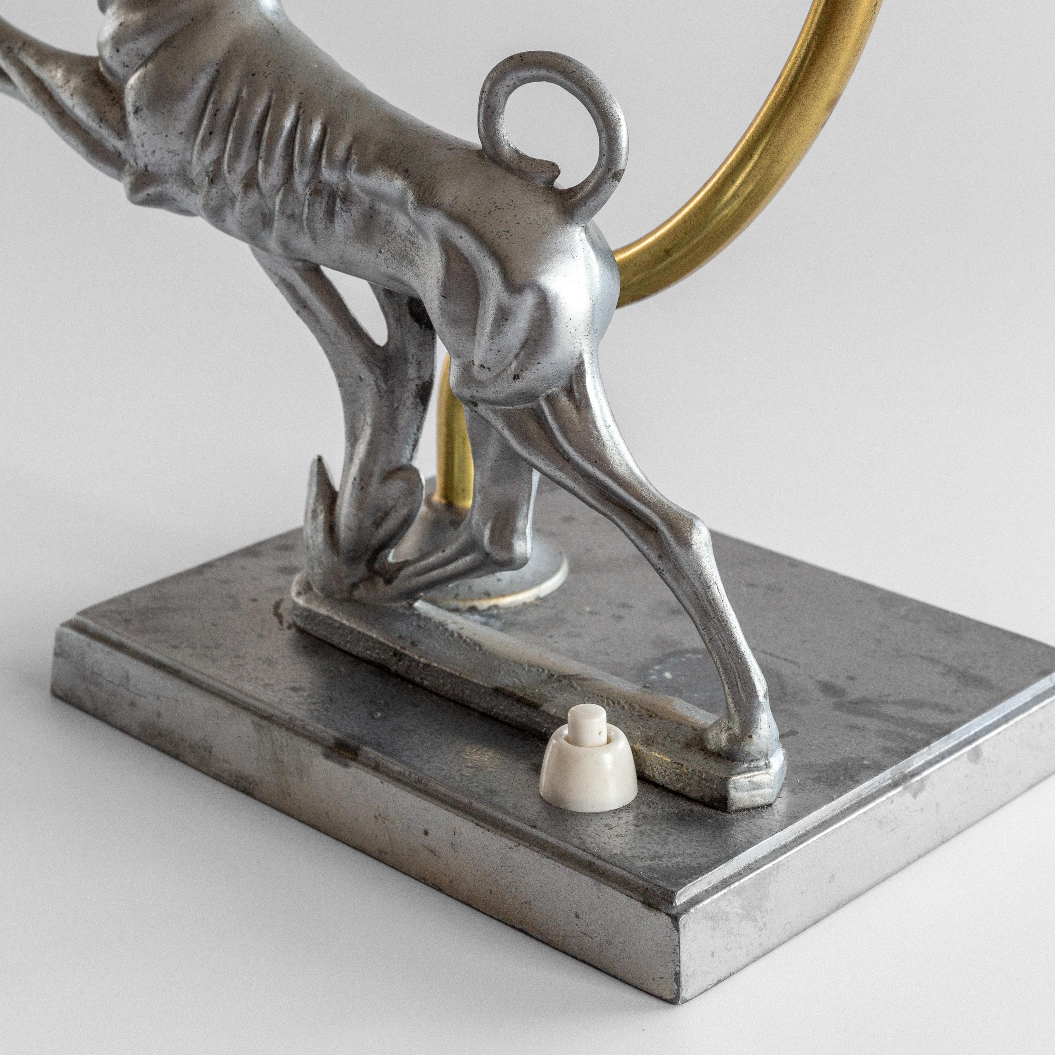 Lampada da tavolo Art Deco Greyhound di Stjärnmetall, metallo e ottone, Svezia, anni '30 In condizioni buone in vendita a Stockholm, SE