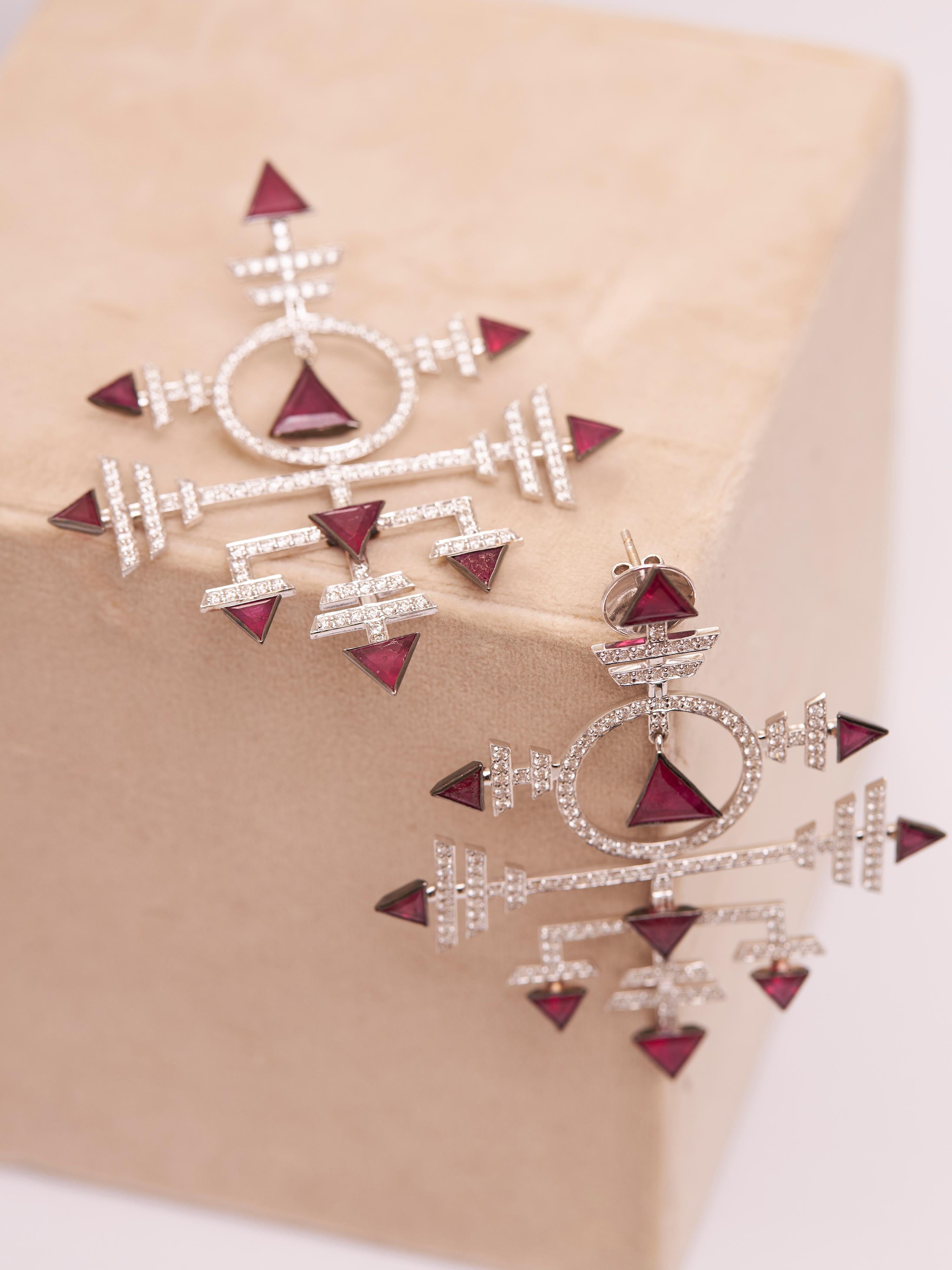 Art Déco Orecchini ispirati all'Art Deco Grill in oro 18kt, diamanti e argento in vendita