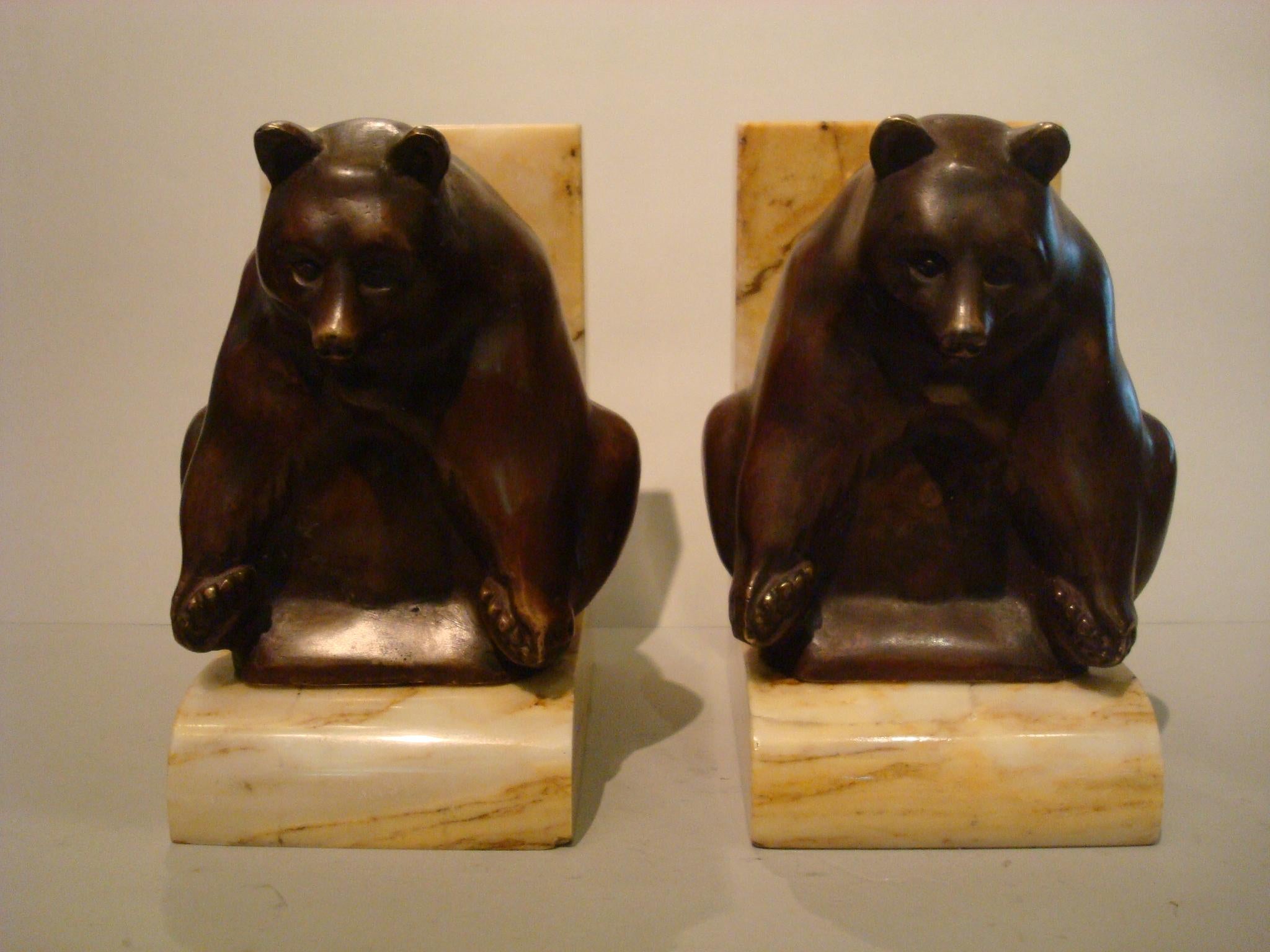Art Deco Grisby bear bronze bookends, France, circa 1925.
Mounted over brown marble base. signed Ch. Soudant, and foundry marks Susse freress ed. Paris. Very Nice sculpture of a playing bear.