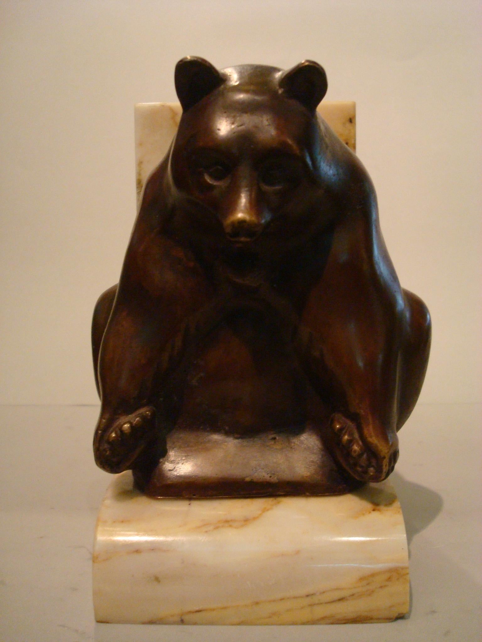 Français Serre-livres en bronze Art Déco, sculpture d'ours Grisby, France, circa 1925 en vente