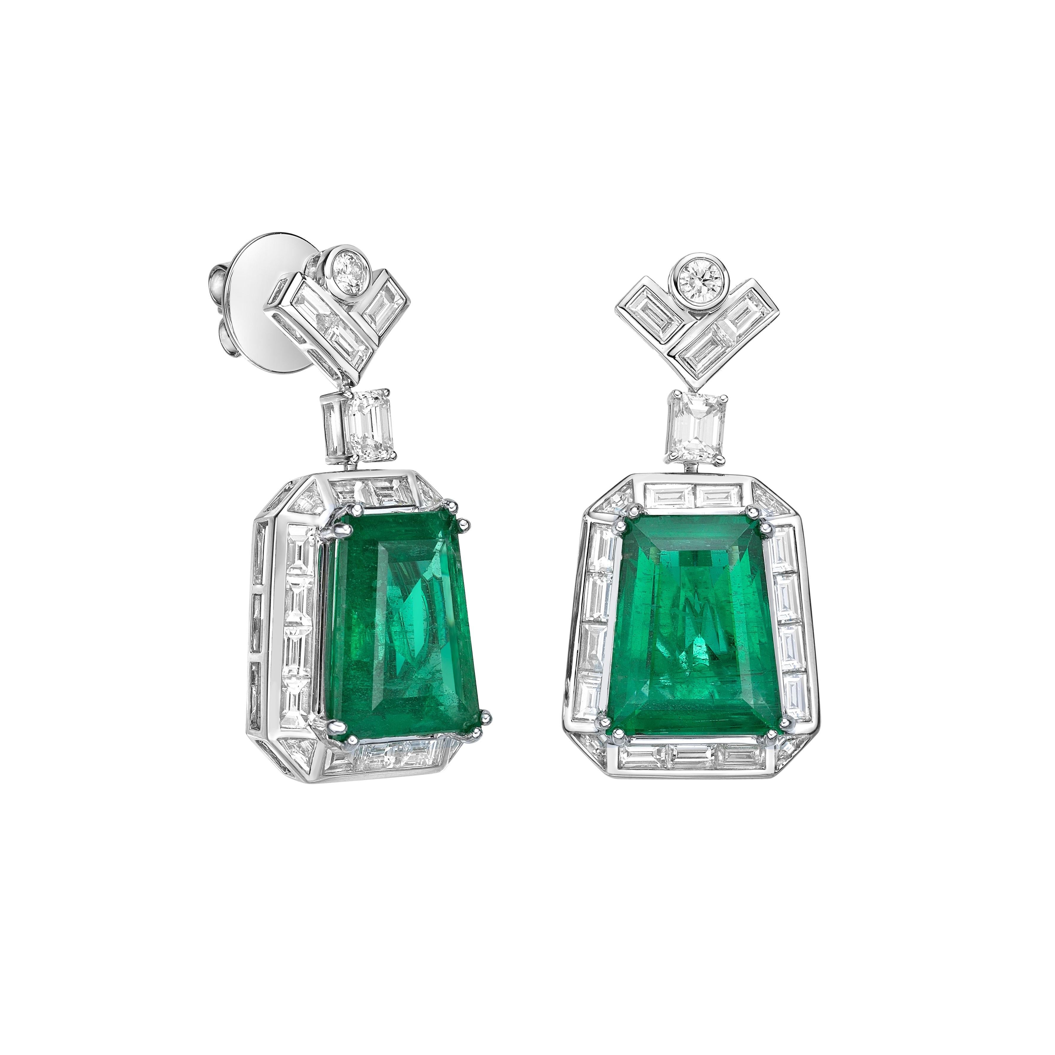 Women's Art Deco Style GRS Certified Zambian Emerald, Diamond and 18 Karat Gold Earrings For Sale