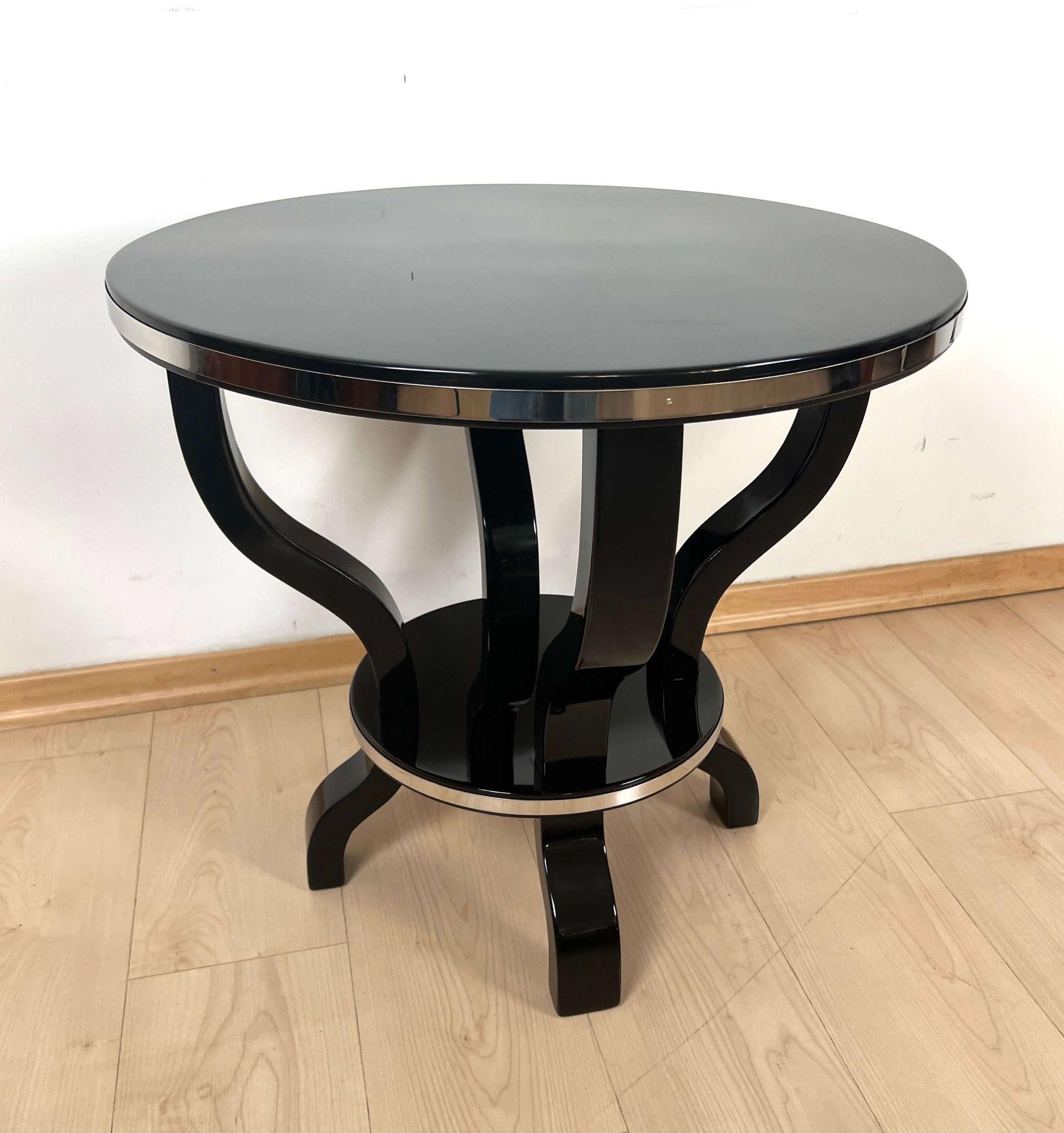 Stainless Steel Art Deco Gueridon or Round Side Table, Black Lacquer, Metal, France circa 193