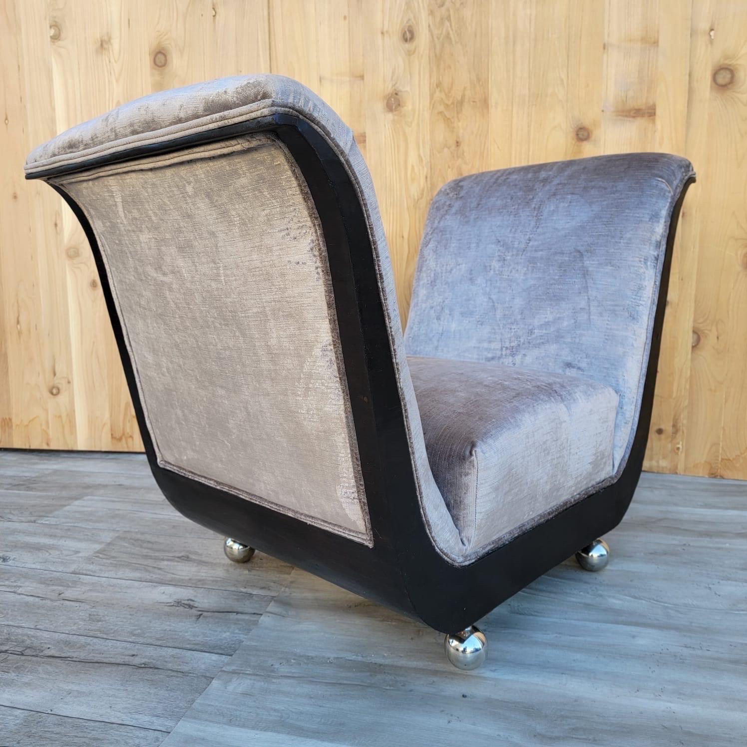 Art Deco Guglielmo Ulrich-Stil Schnörkelarm-Sessel, neu gepolstert (Italienisch) im Angebot