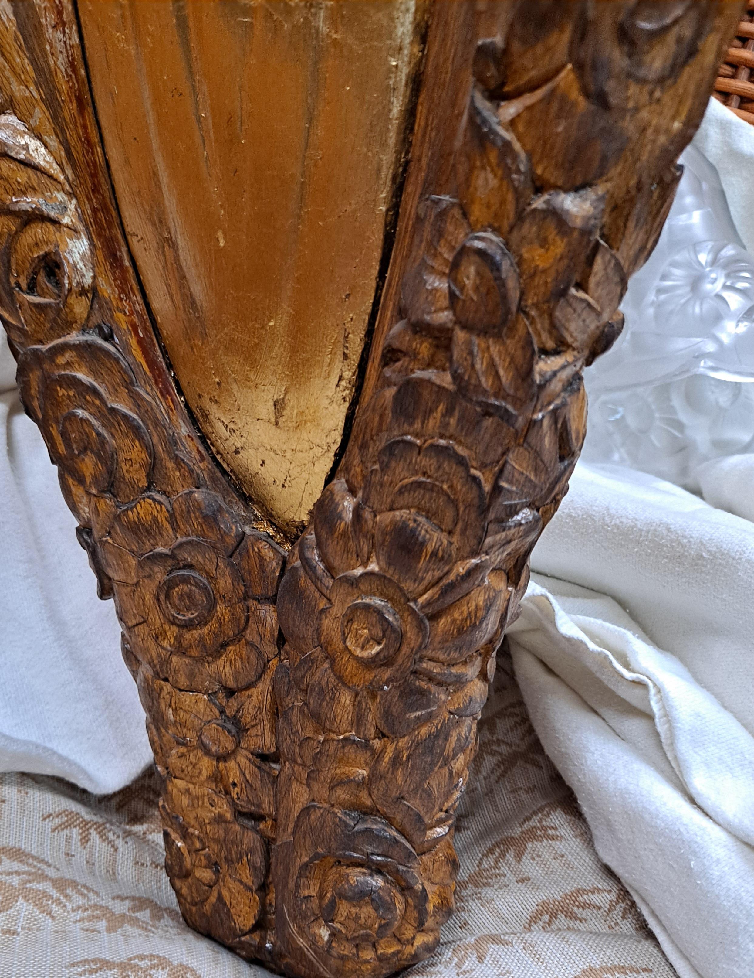 Art Deco Gilded Wood Three Light Chandelier For Sale 1