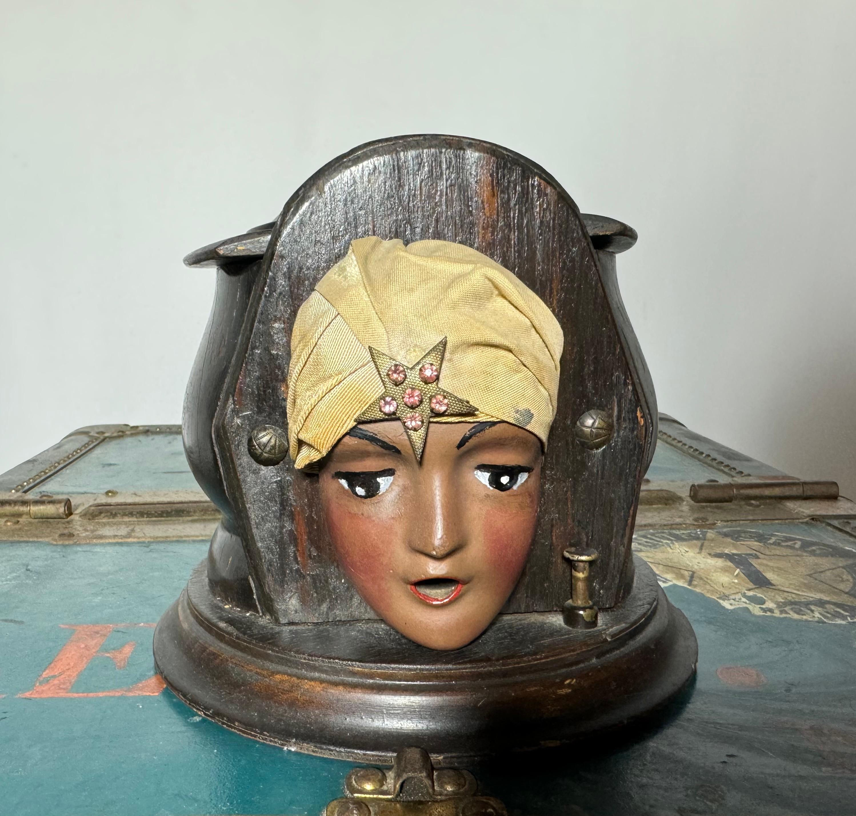 Art Deco Gypsy, 1920s Wooden Mechanical Cigarette Dispenser Kindel & Graham In Good Condition In Buffalo, NY
