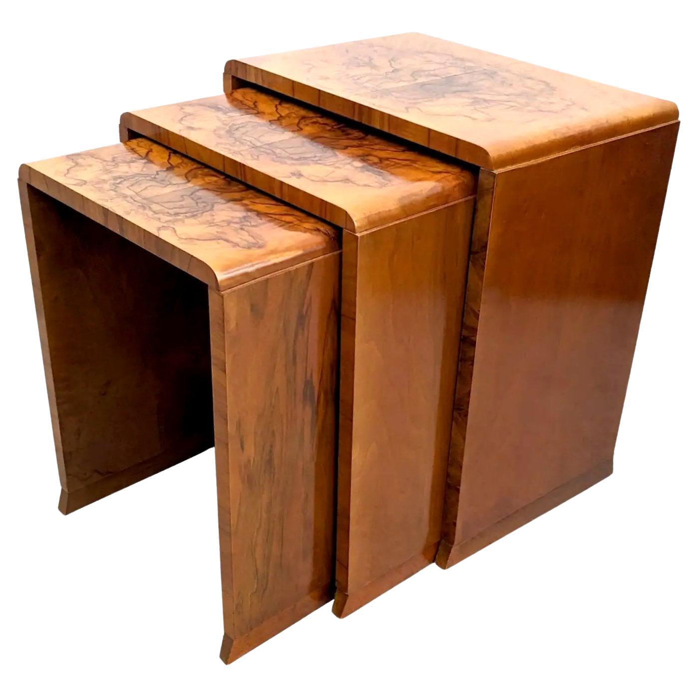 Ensemble rare de trois tables Art Déco H & L Epstein, anglais, vers les années 1930 en vente