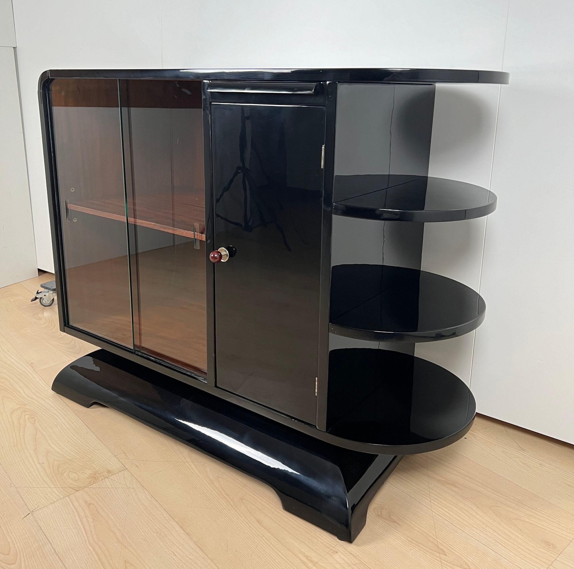 Demi-armoire Art Déco, laque noire, acajou, France circa 1930 en vente 2