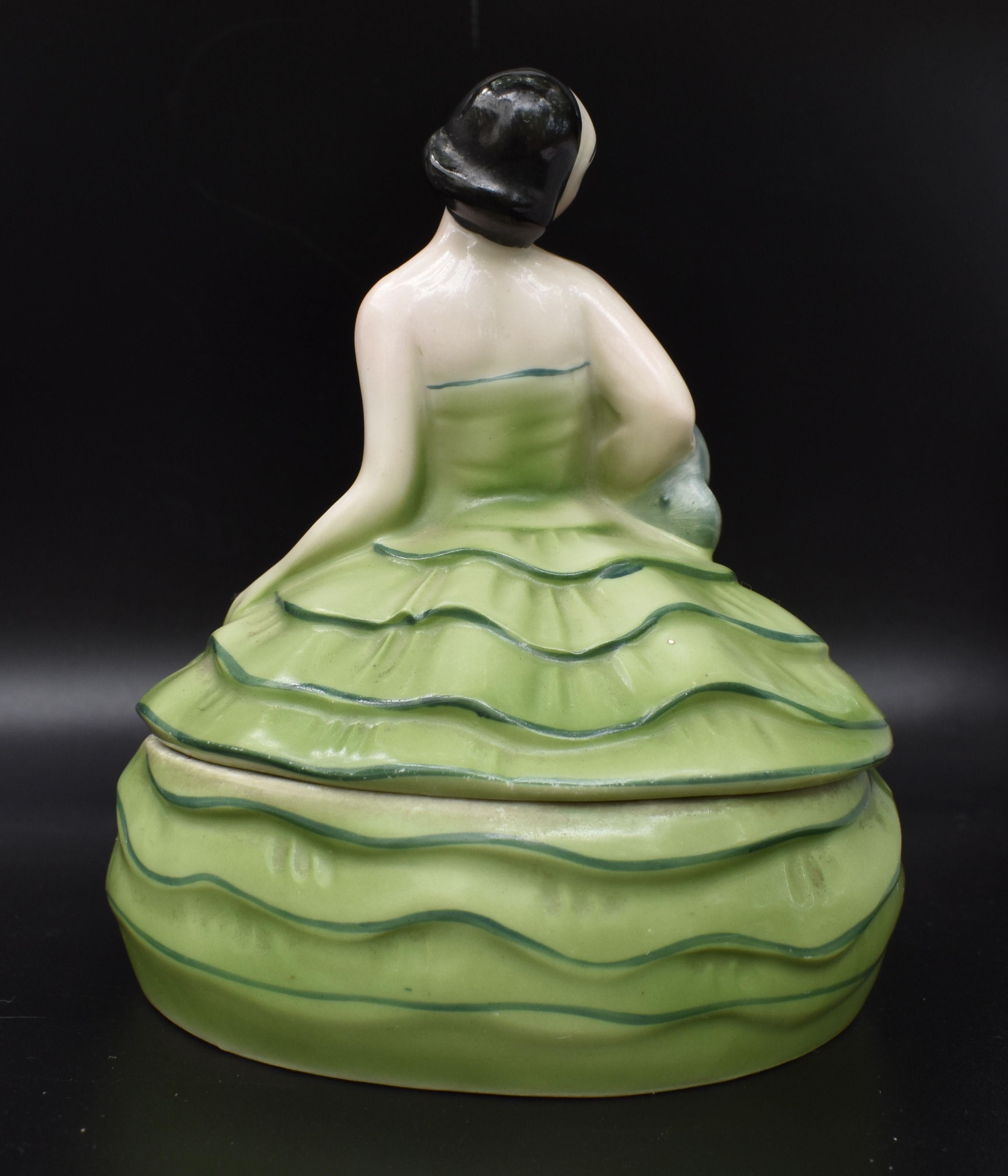 Halbdoll-Keramik-Puderdose im Art déco-Stil, 1930er Jahre im Angebot 1