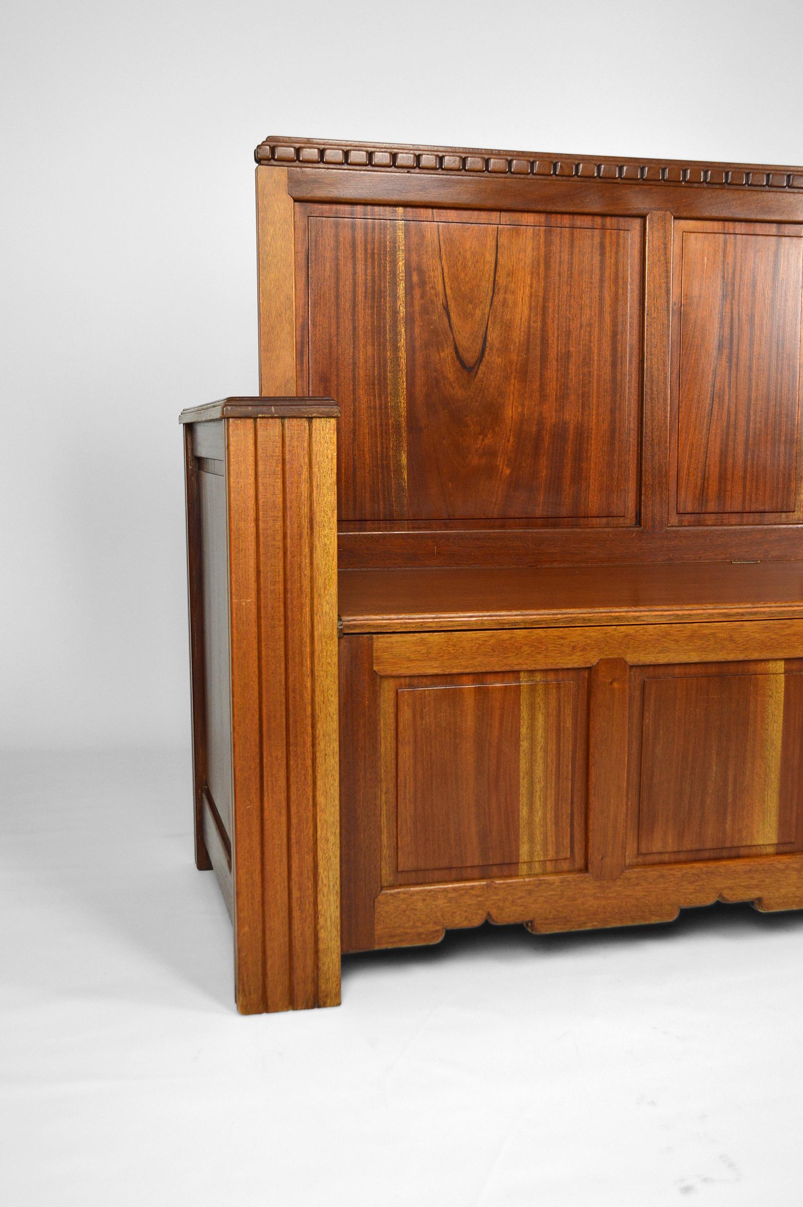 Mid-20th Century Art Deco Hall Chest Bench by Clement Goyeneche in Mahogany, France, 1930s For Sale
