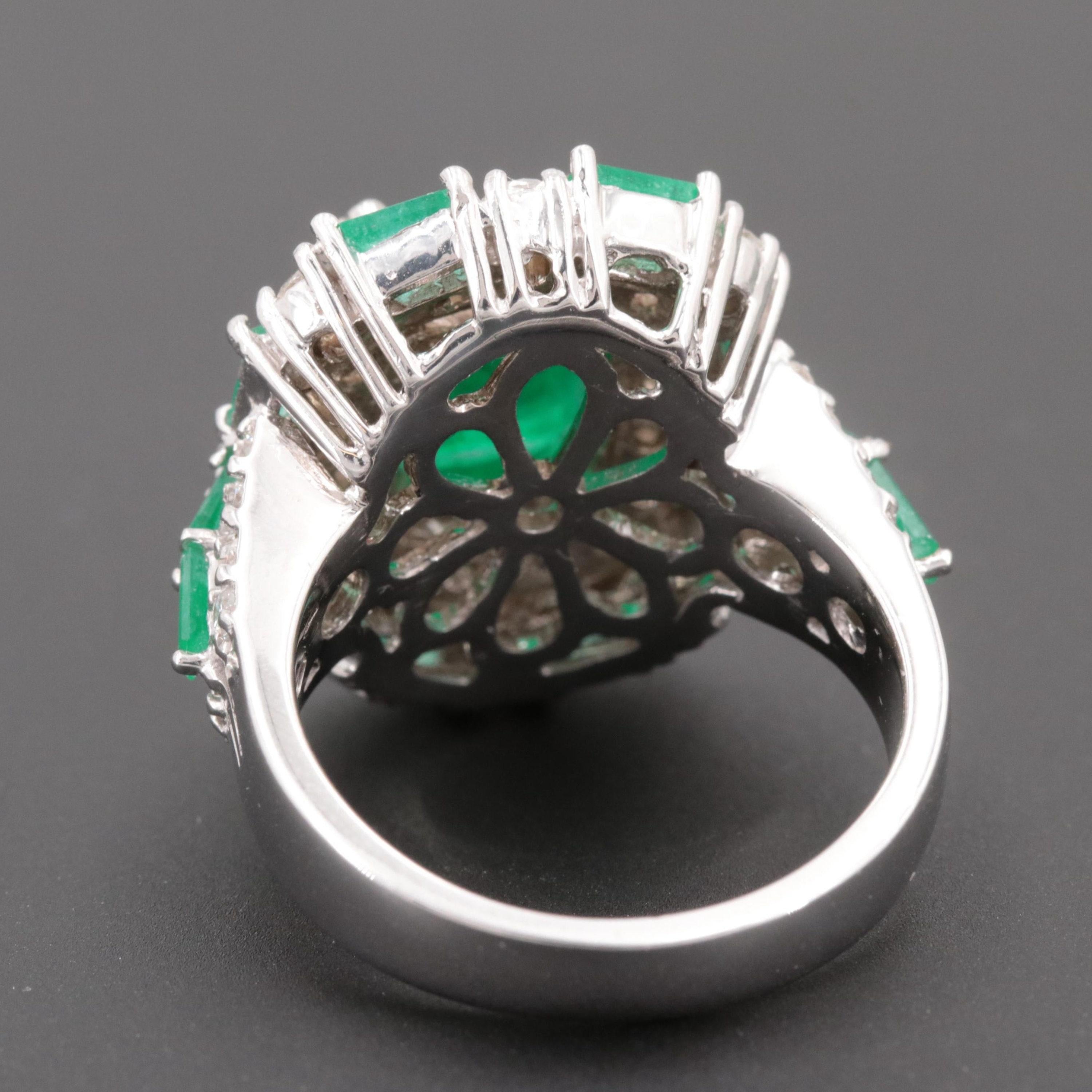 For Sale:  18K Gold 3 CT Natural Emerald and Diamond Antique Art Deco Style Engagement Ring 4