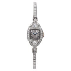 Art Deco Hamilton Damenuhr aus Platin und Weißgold mit Diamanten