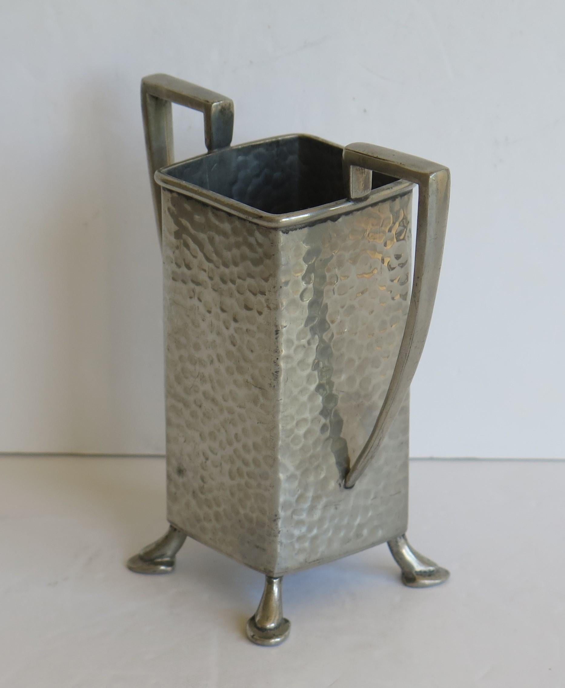 Art Deco Hammered Pewter Vase by Civic Pewter Sheffield England, circa 1925 In Good Condition For Sale In Lincoln, Lincolnshire