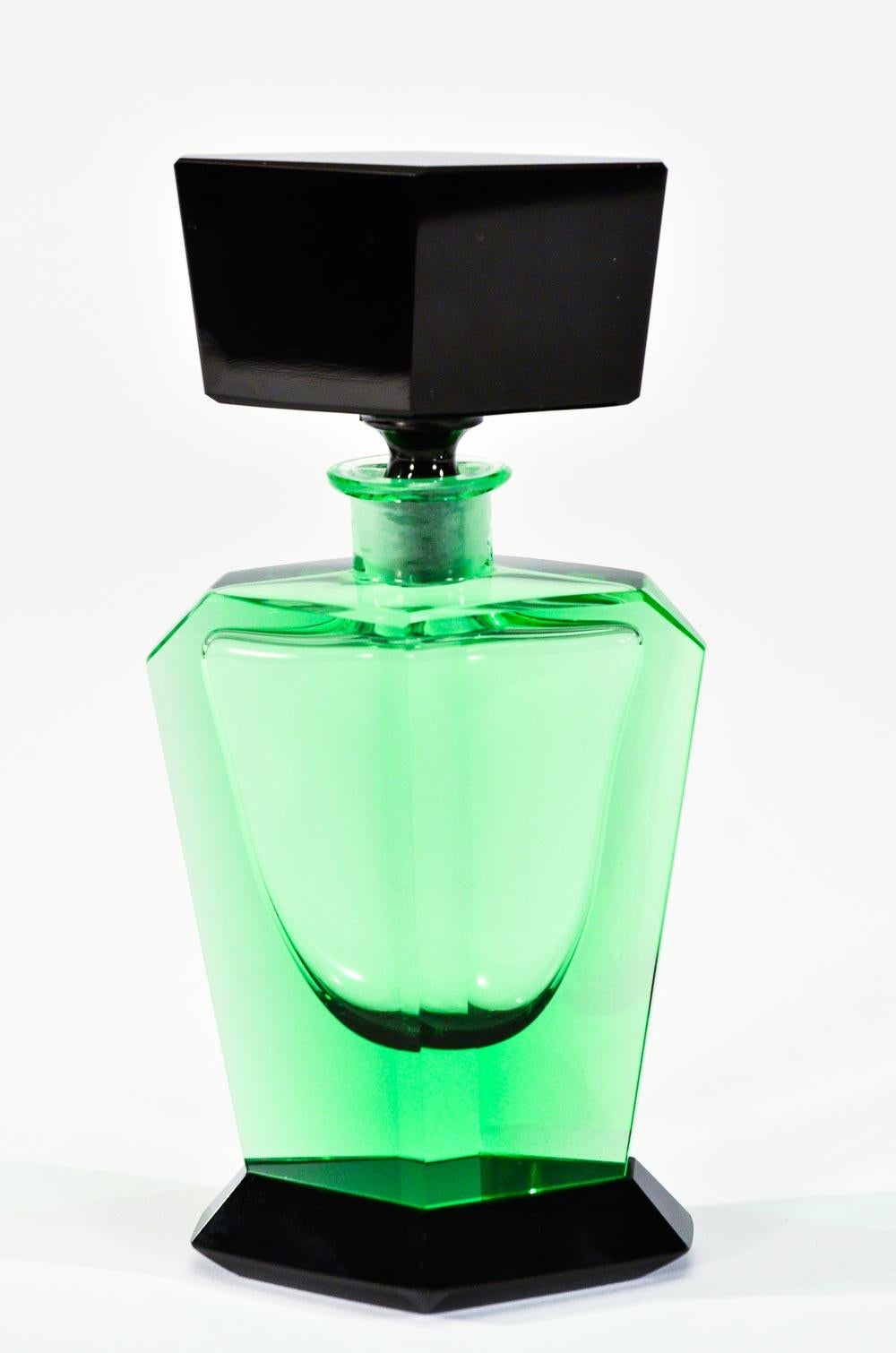 Czech Art Deco Hand Blown Crystal Perfume Bottle Apple Green & Polished Black Stopper