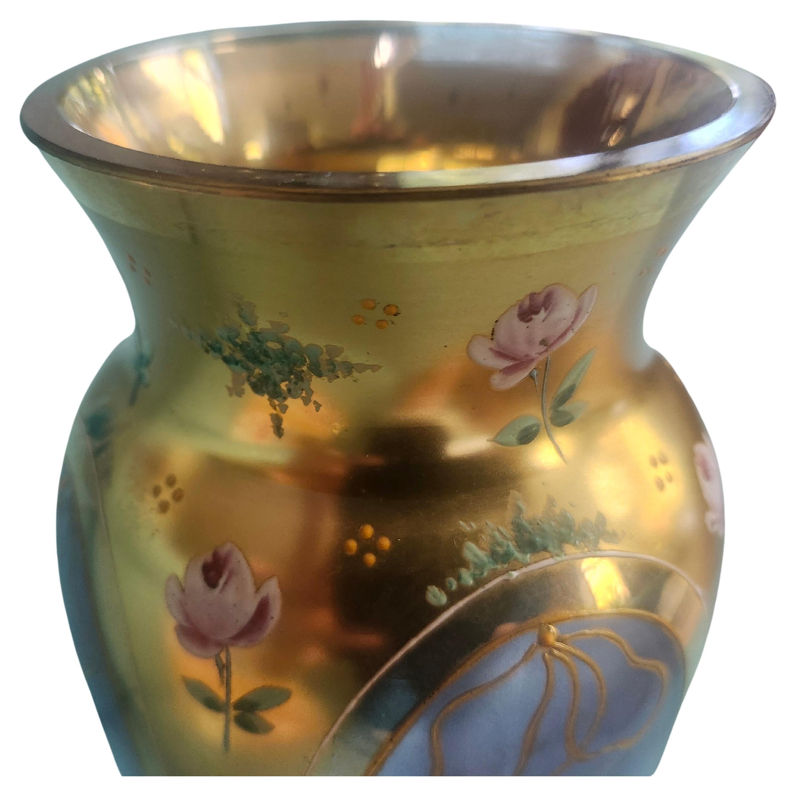Hongrois Vase Art Déco en verre soufflé tchèque Bohème en vente