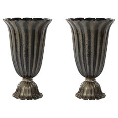 Lampade da terra in vetro nero scanalato di Murano soffiato a mano in stile Art Déco con pagliuzze d'oro a 24 carati