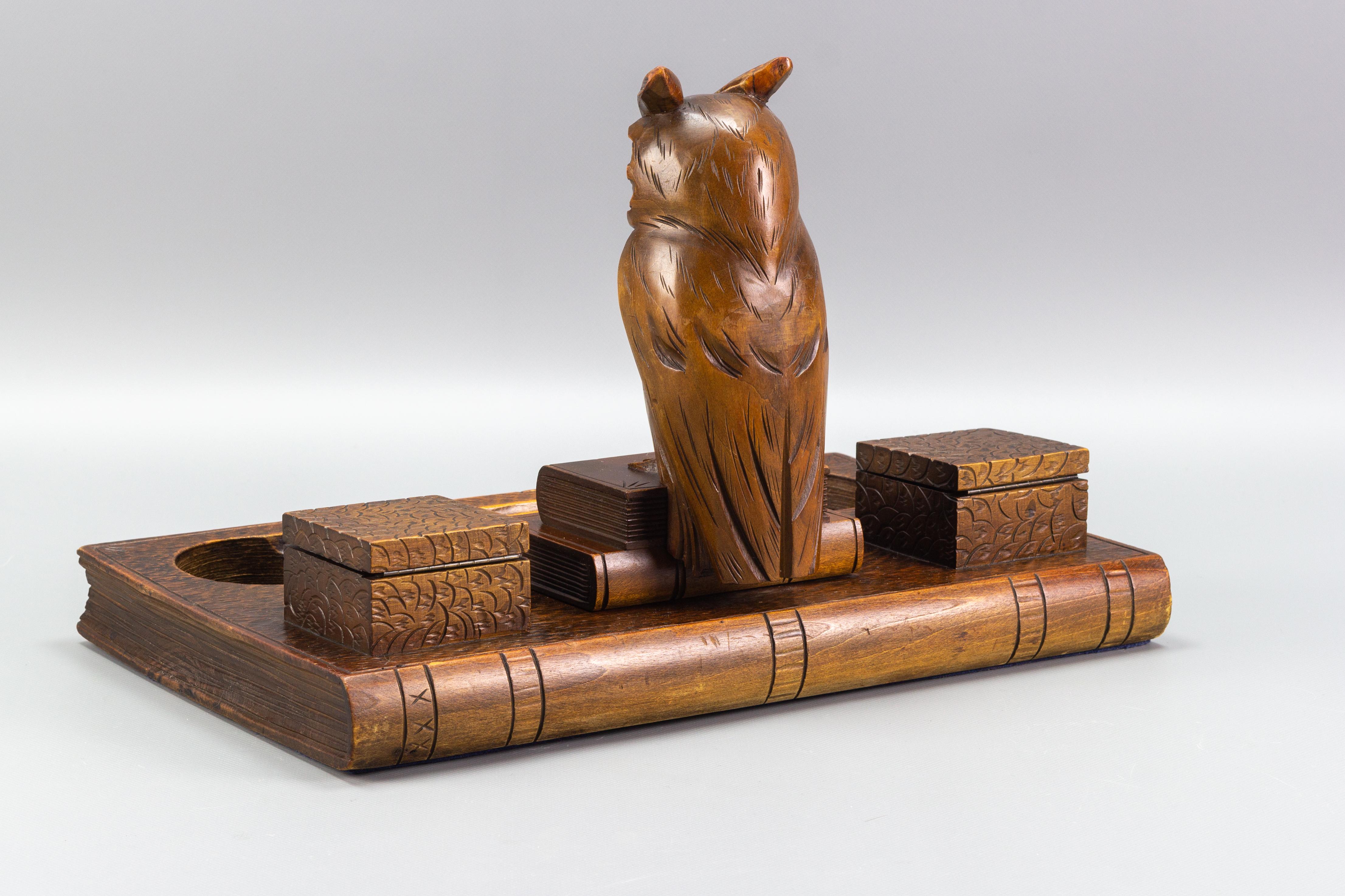 Art Deco Hand-Carved Book-Shaped Wooden Inkwell with Owl Figure, 1930s 2