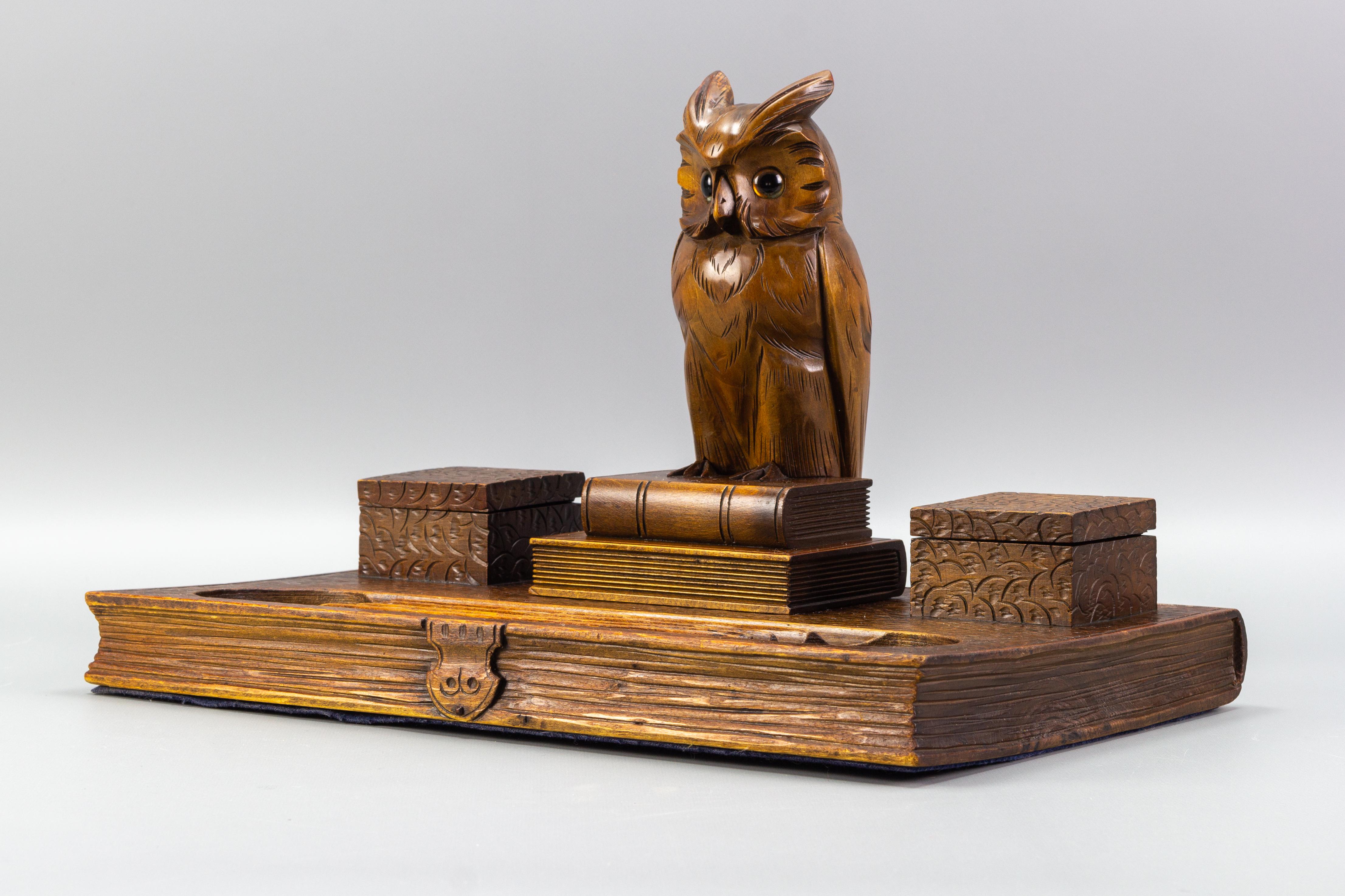 Art Deco Hand-Carved Book-Shaped Wooden Inkwell with Owl Figure, 1930s 3