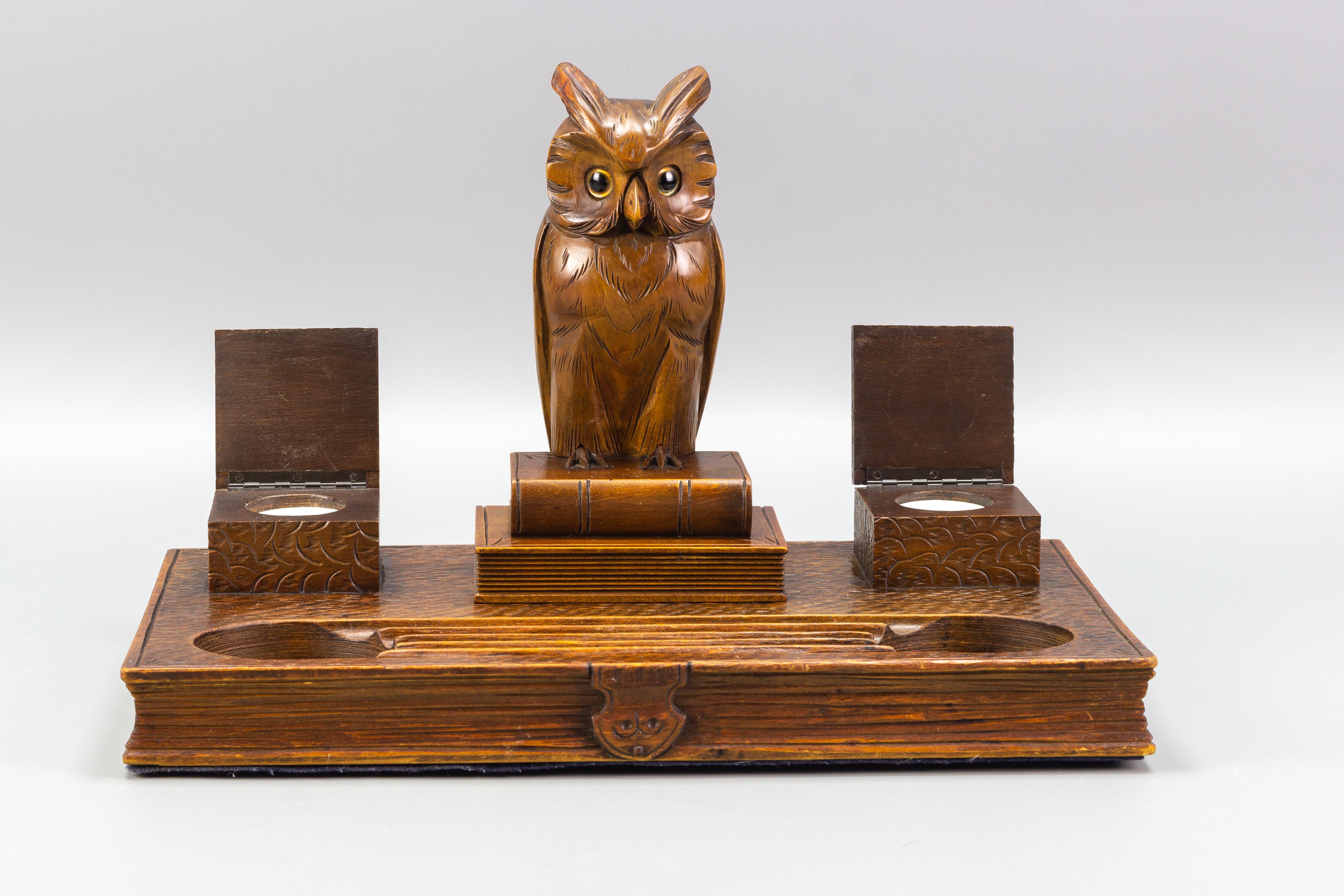 Art Deco Hand-Carved Book-Shaped Wooden Inkwell with Owl Figure, 1930s 5