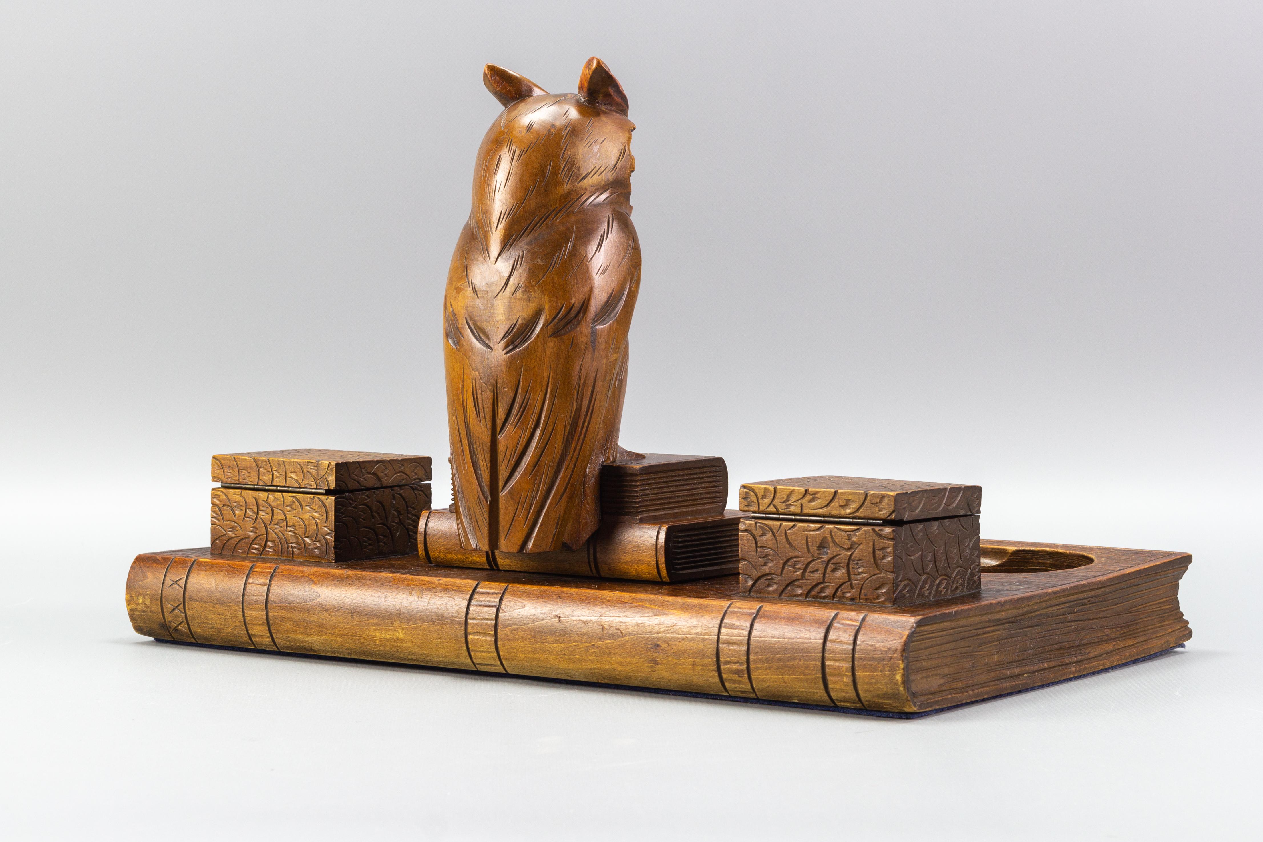 Mid-20th Century Art Deco Hand-Carved Book-Shaped Wooden Inkwell with Owl Figure, 1930s
