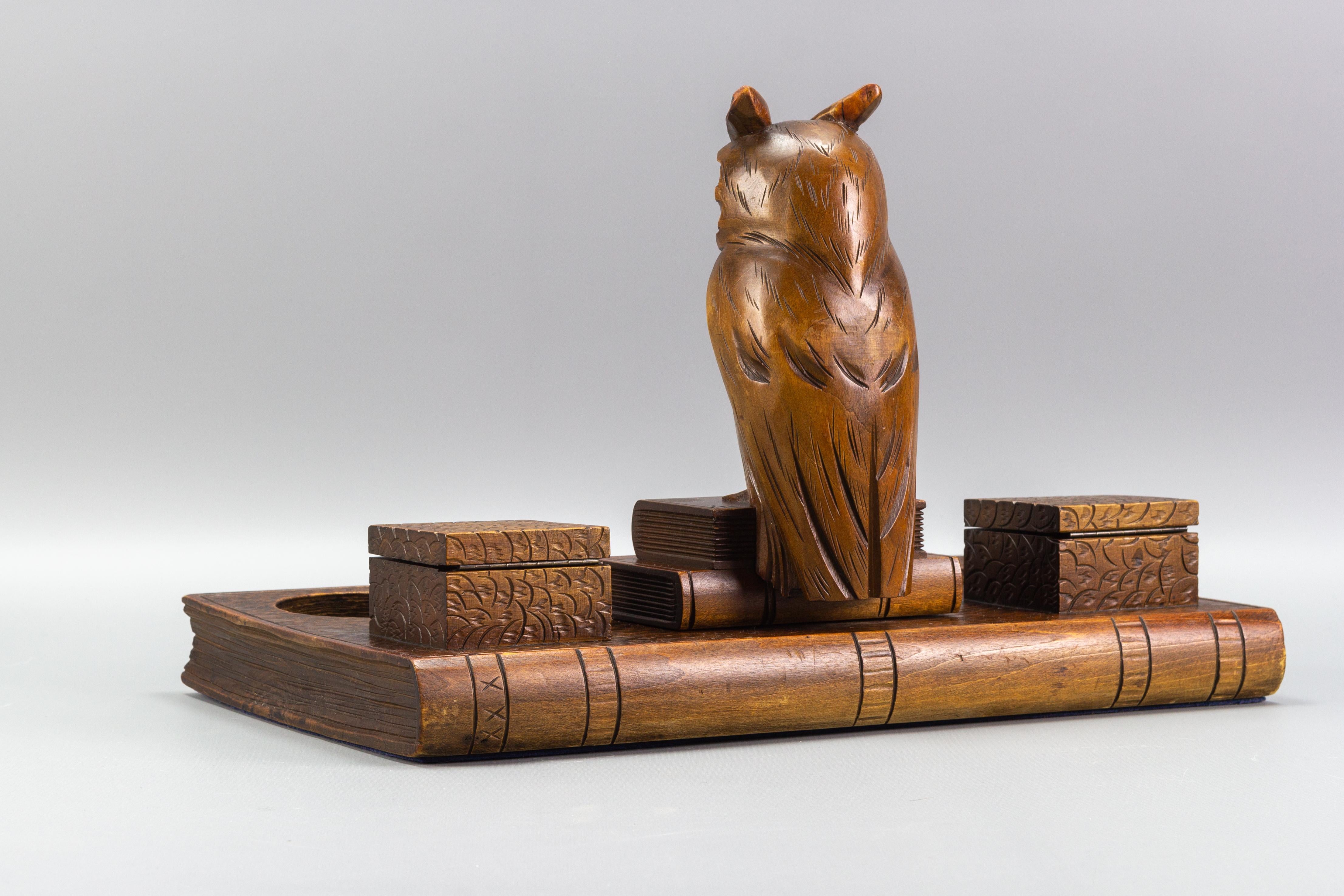 Art Deco Hand-Carved Book-Shaped Wooden Inkwell with Owl Figure, 1930s 1