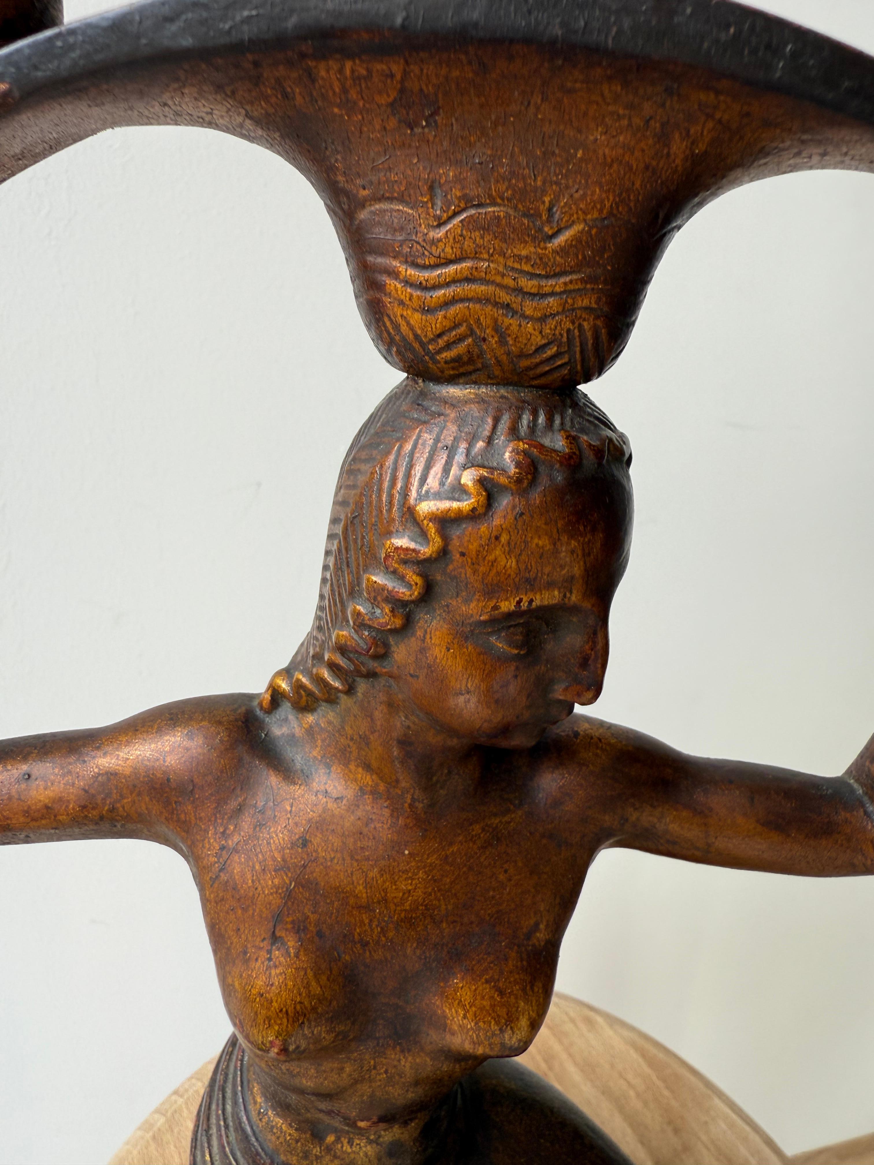 Chandelier Art Deco en bois sculpté à la main dans le style de Dagobert Peche en vente 1